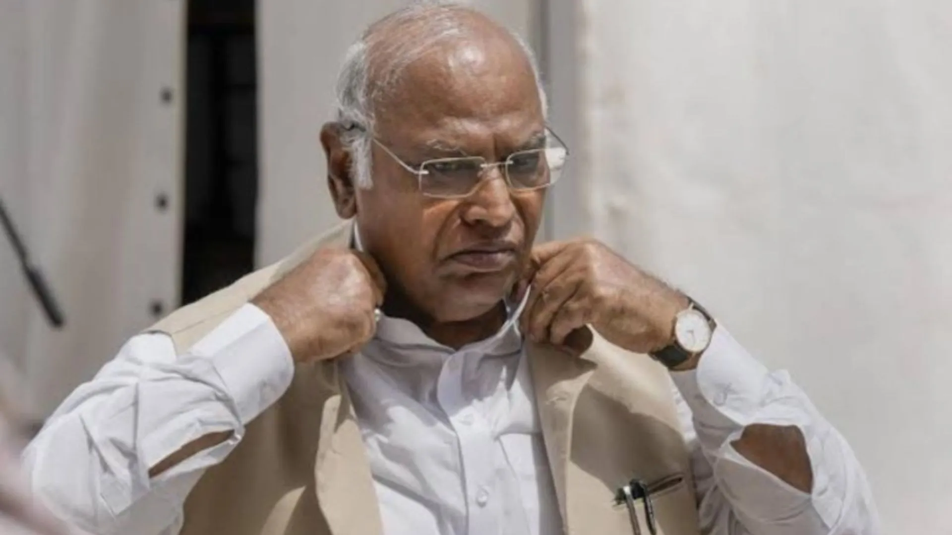 Mallikarjun Kharge’s Son Calls For Revocation Of Land Allotment Amid MUDA Row