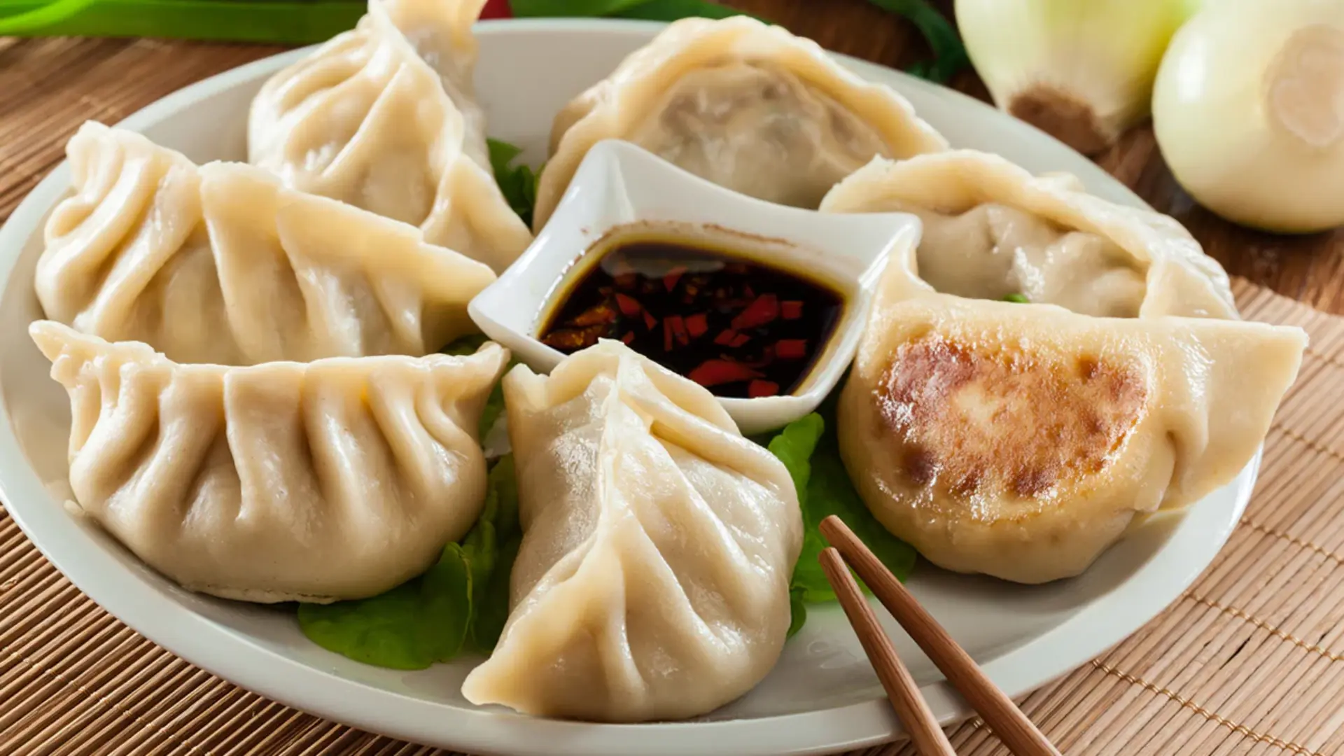 One Killed And Left 15 Infected With Food Poisoning After Eating Momos In Hyderabad