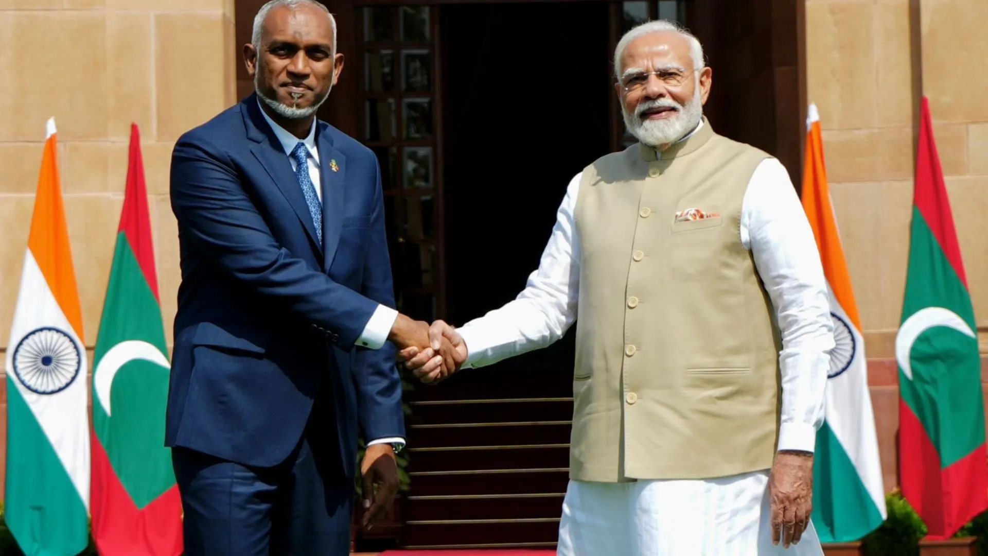 PM Modi & Maldives President Mohammed Muizzu Engage In Bilateral Talks