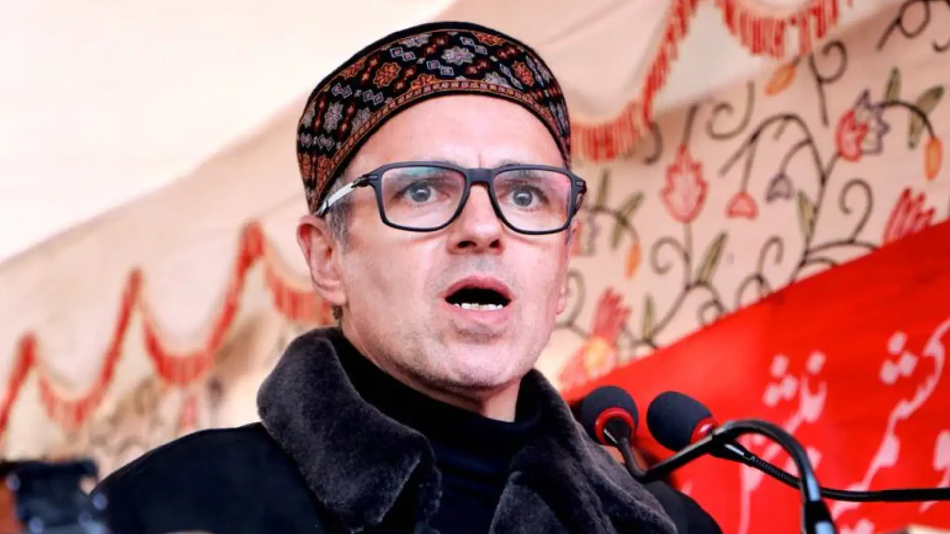 Omar Abdullah Flags Off Kashmir’s First Ever International Marathon