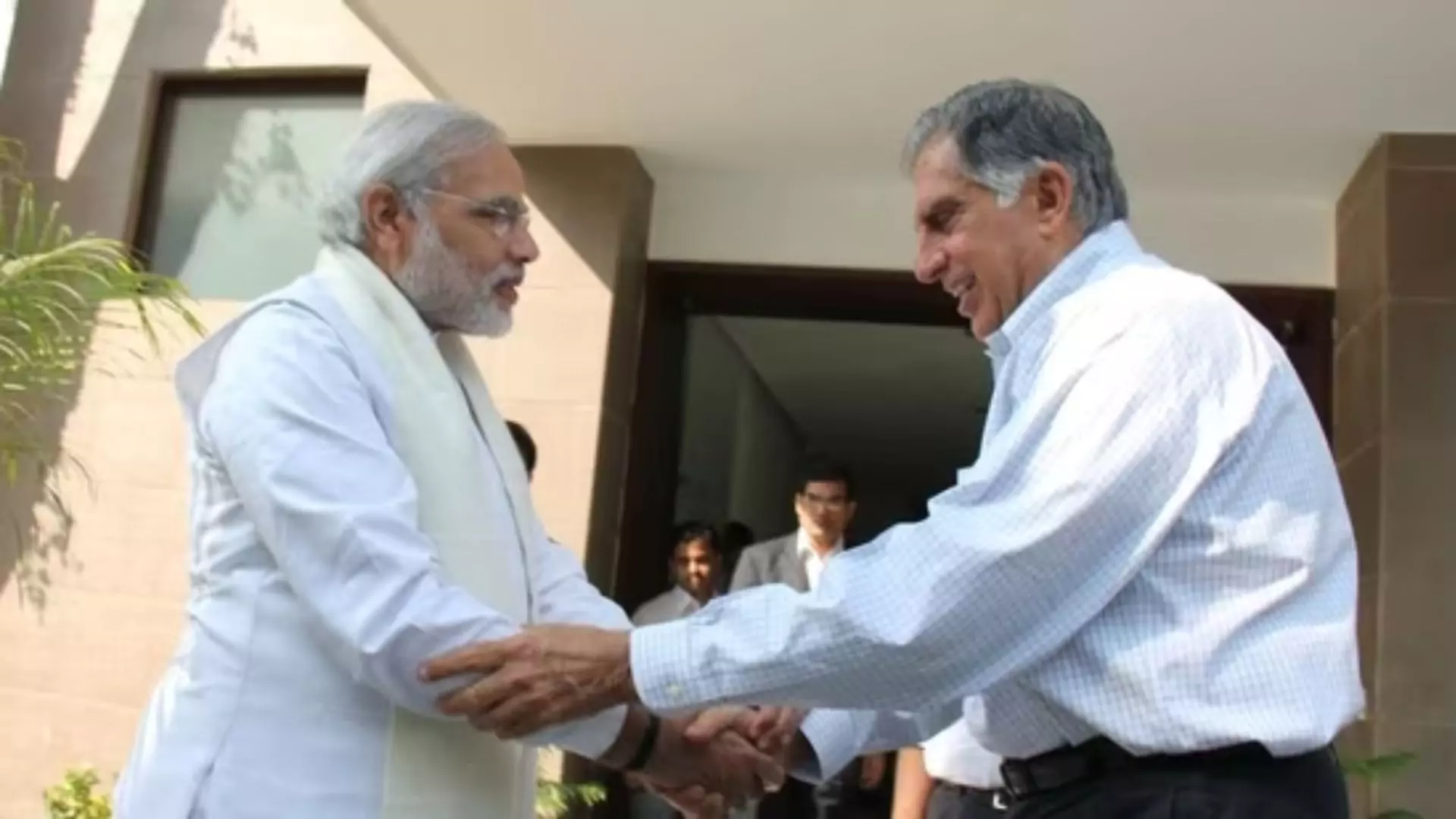 Ratan Tata Death: Prime Minister Modi and Leaders Pay Tribute to the Visionary Business Icon