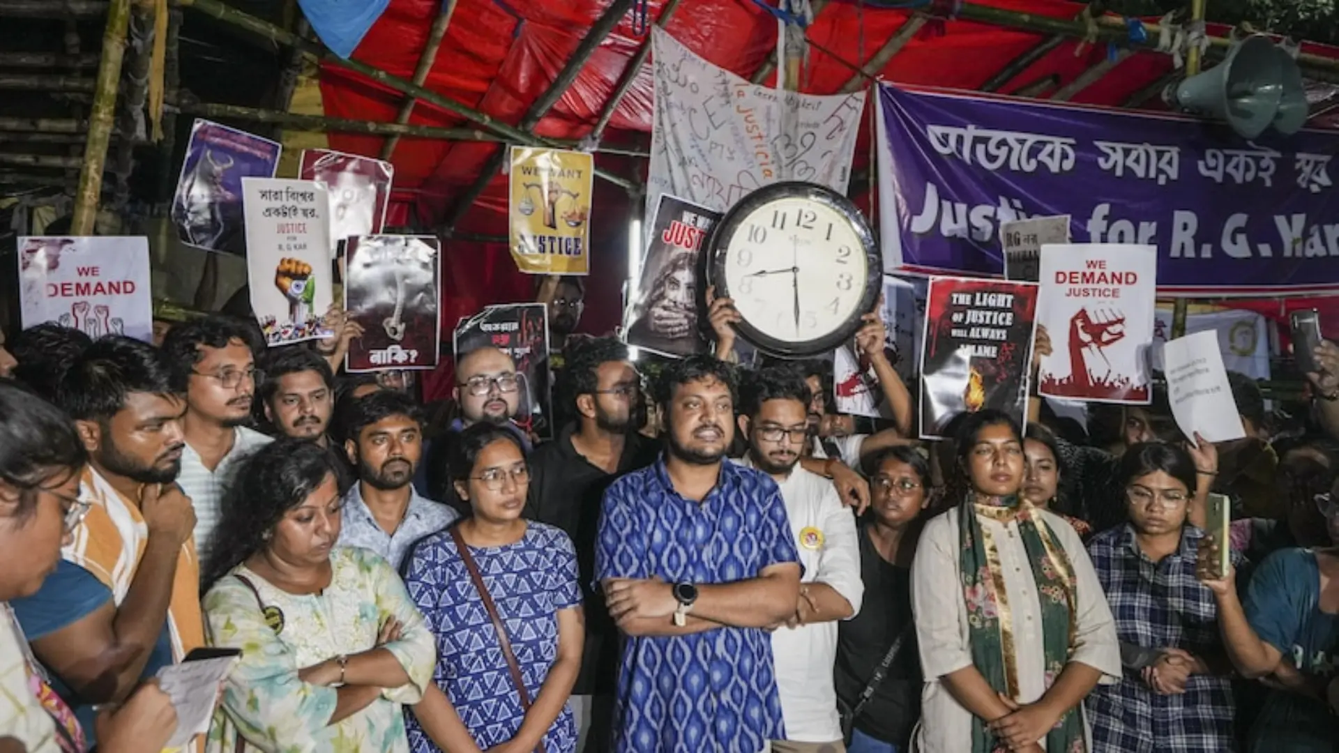 RG Kar College And Hospital Case: Junior Doctors In West Bengal Demand Justice With CBI March