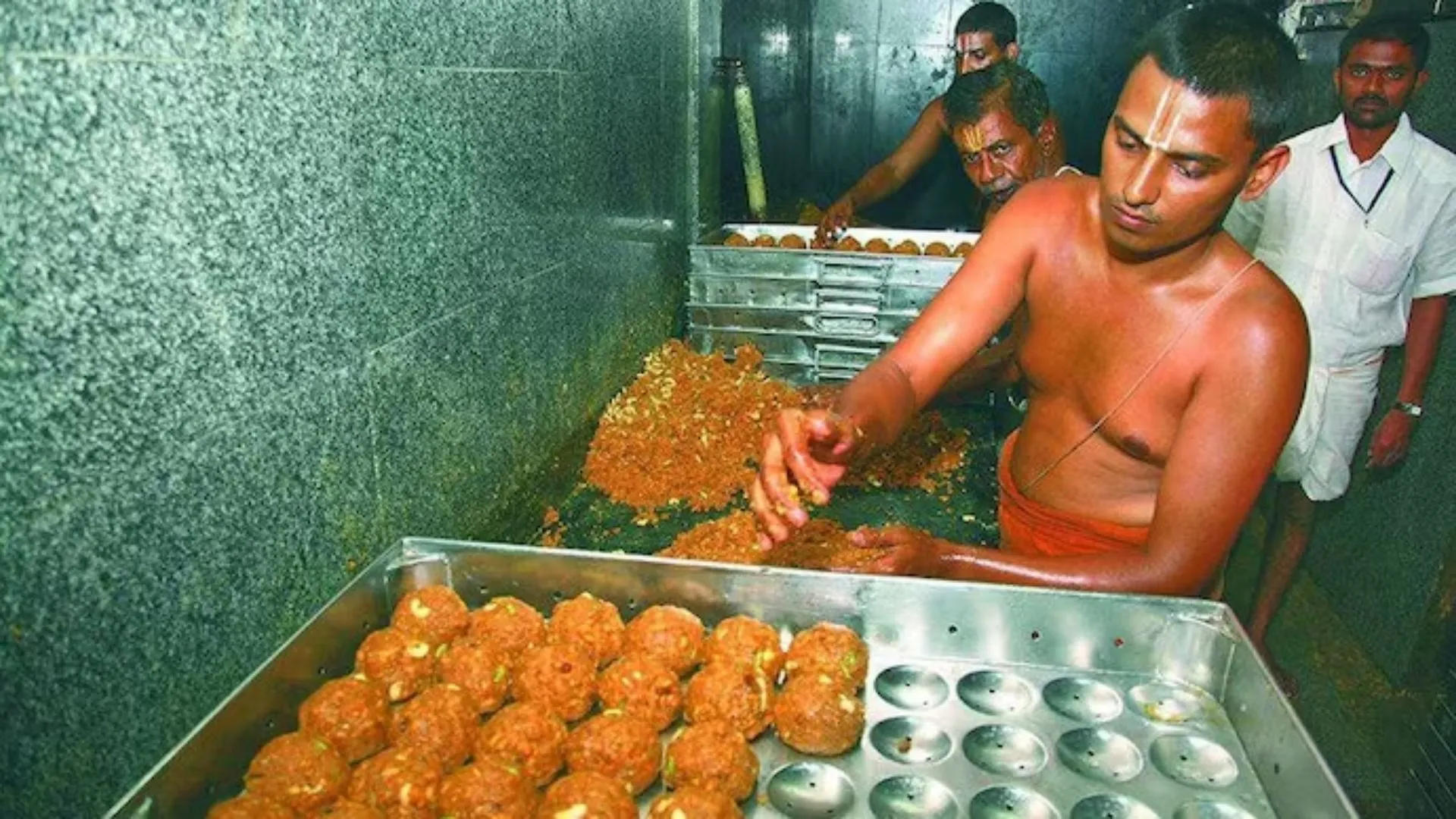 SIT Investigation Into Tirupati Laddus Adulteration Temporarily Halted, Announces Andhra DGP