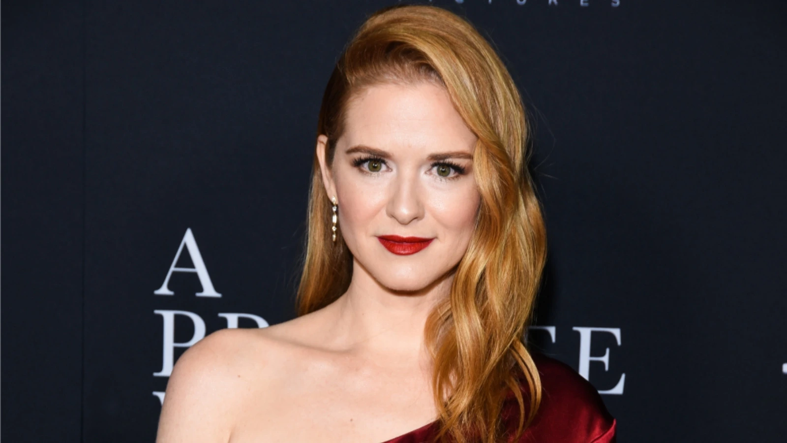 Sarah Drew Reveals She Was ‘Unceremoniously Let Go’ From Grey’s Anatomy