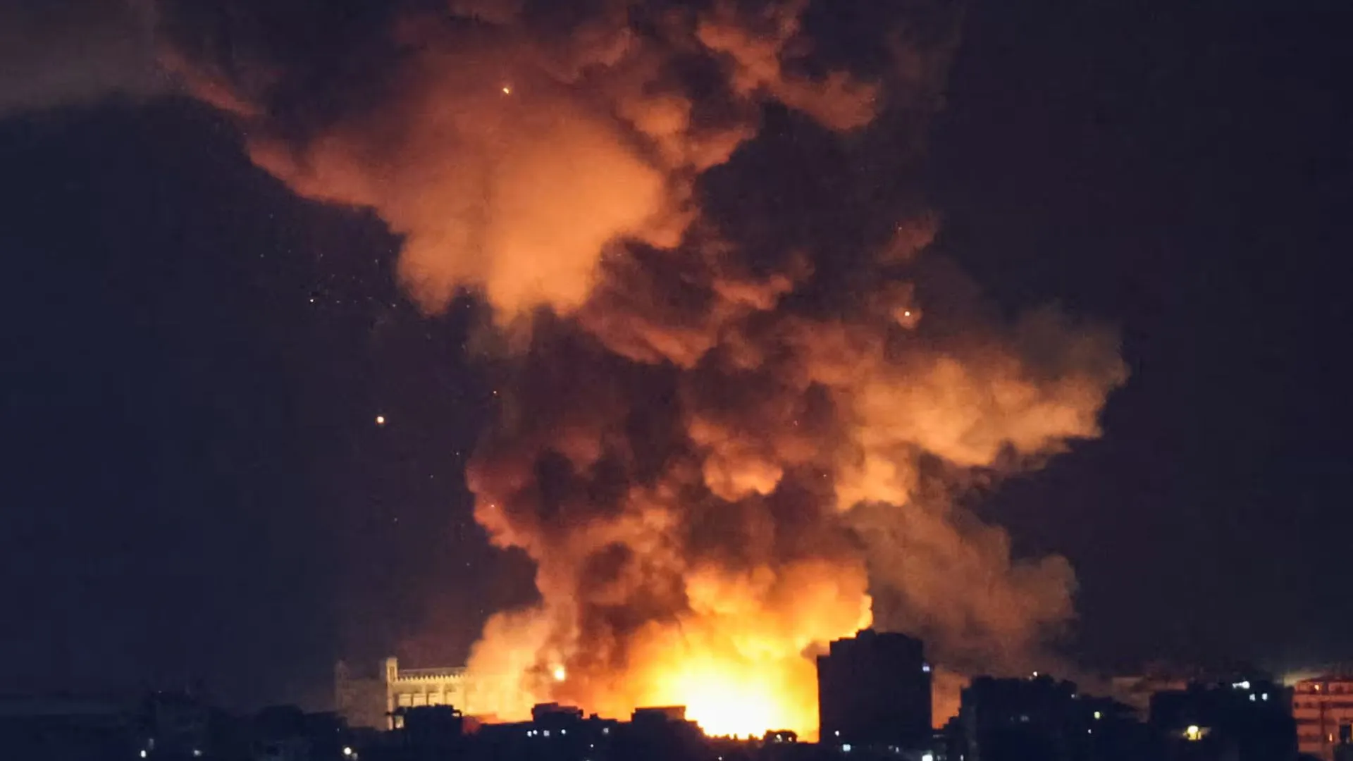 Israeli Airstrikes Hit Southern Beirut Amid Escalating Conflict