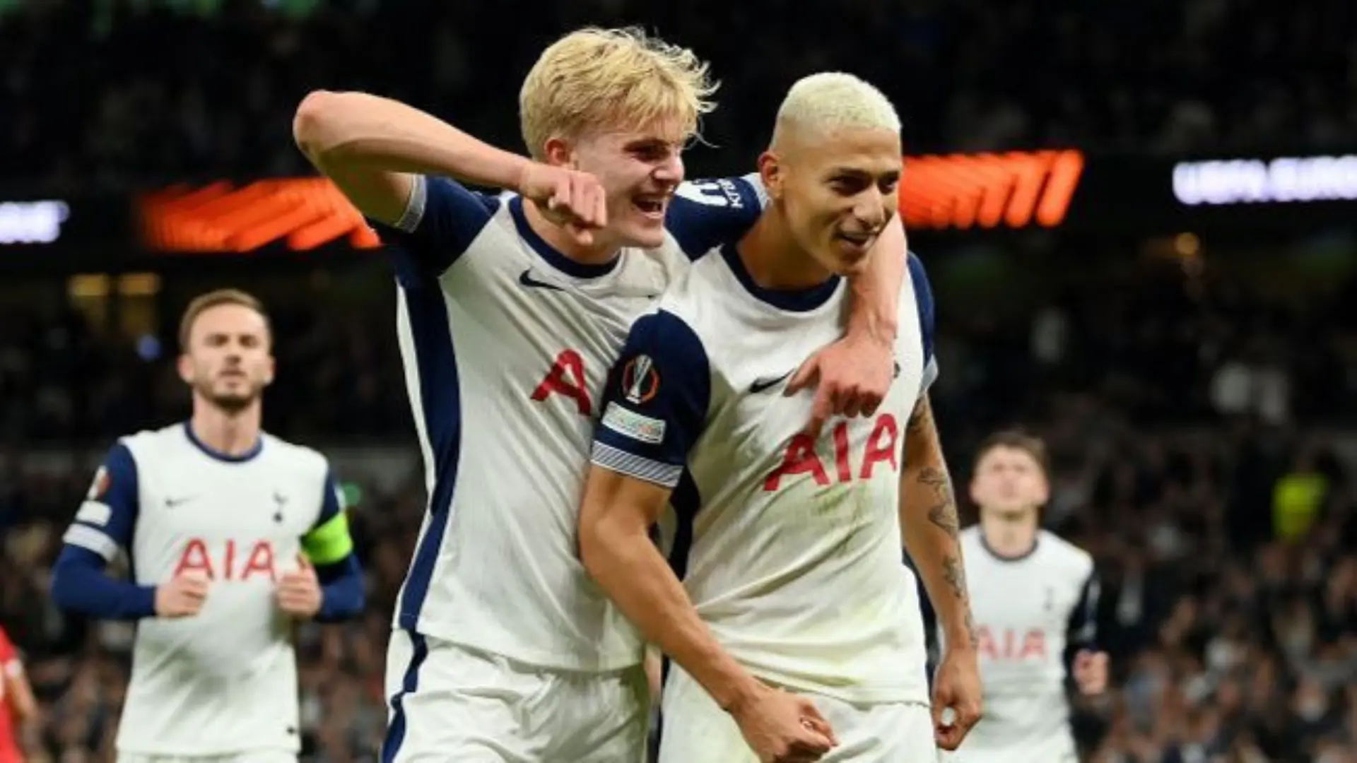 Crystal Palace Welcomes Tottenham Hotspur In Thrilling London Derby