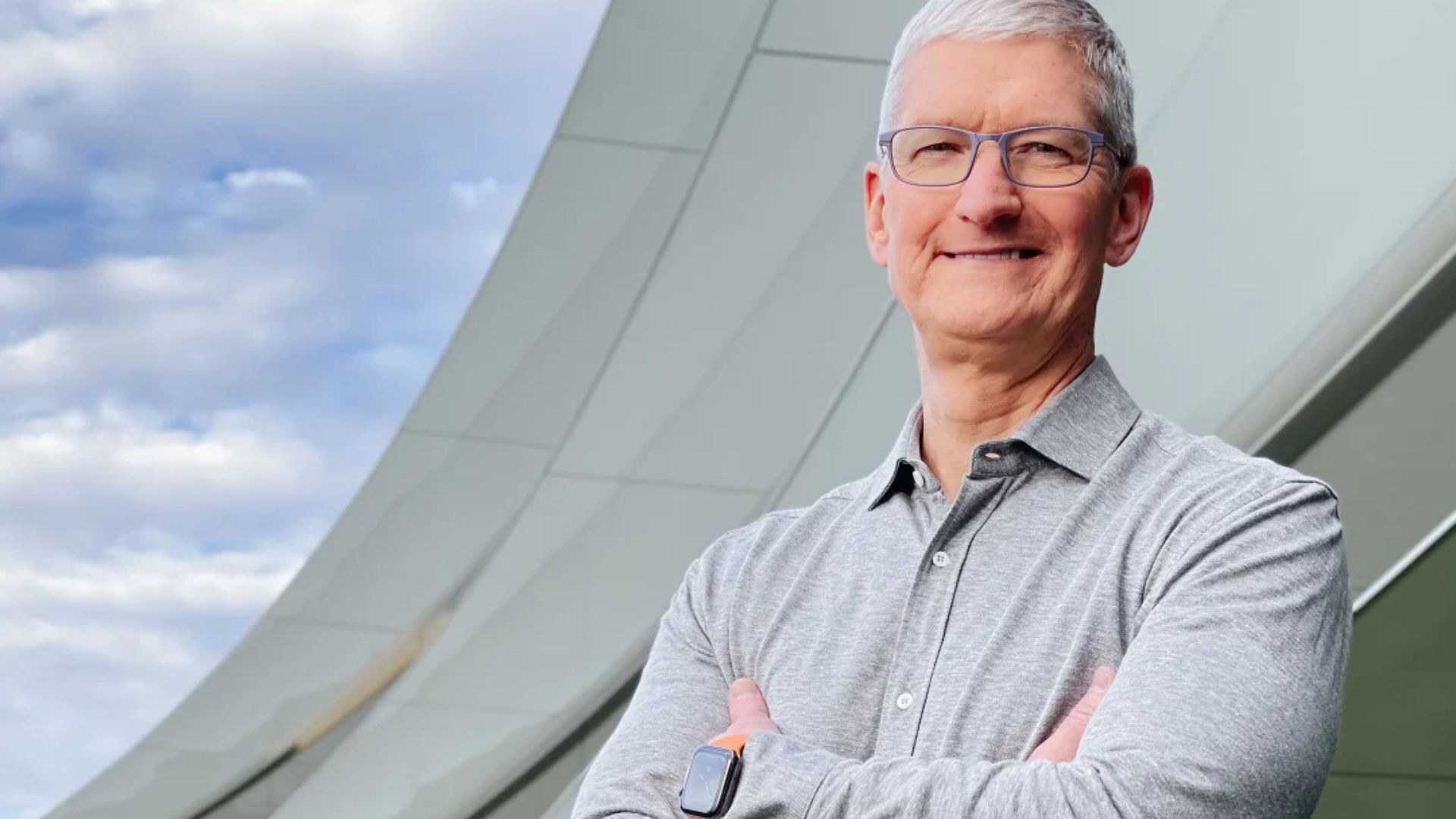 Apple CEO Tim Cook Admits He Did Not know About This iPhone Feature: ‘I Don’t…’