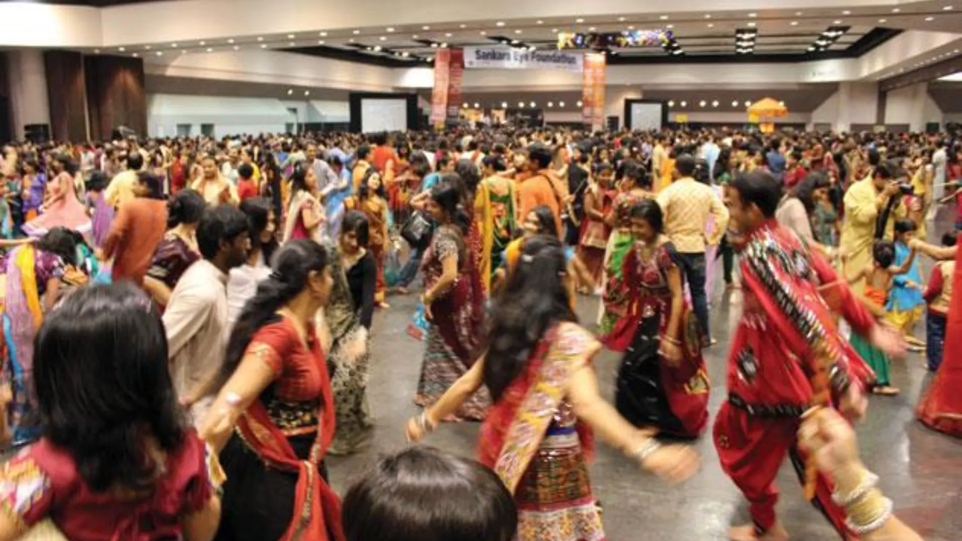 Dandiya In US, Over 200 South Asians Attend The Event