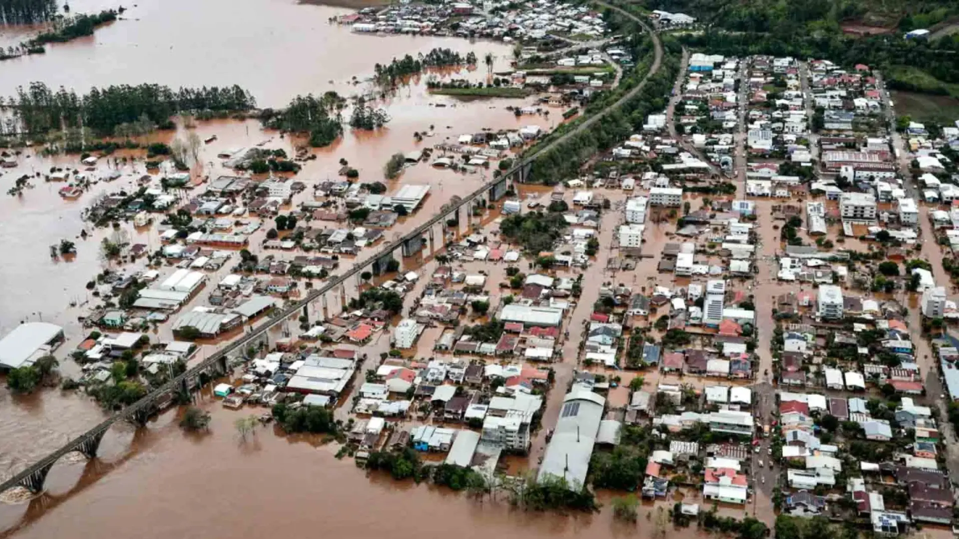 Brazil: Seven People Dead As Strong And Short-Lived Storm Hit Sao Paulo Leaving 1.4 Million Without Power