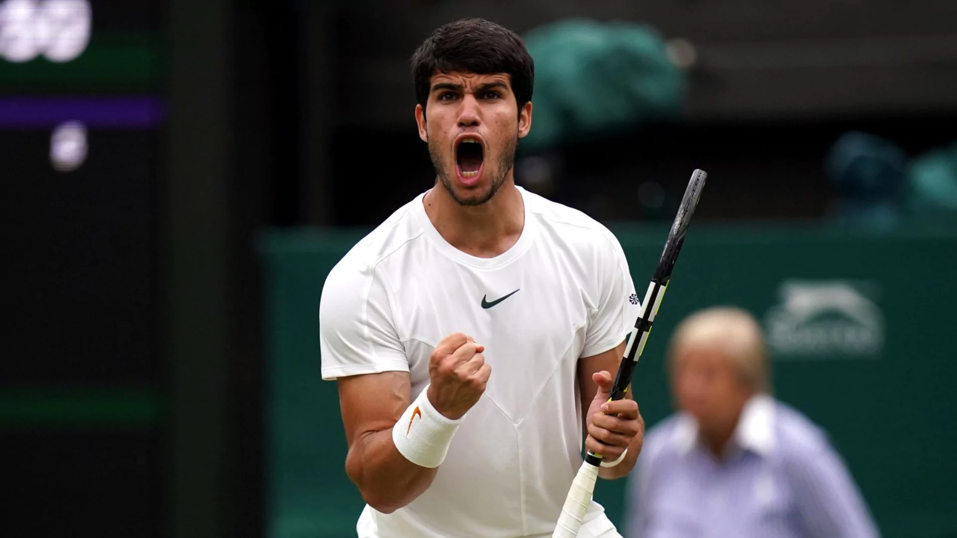 Carlos Alcaraz Begins Paris Masters With Convincing Victory