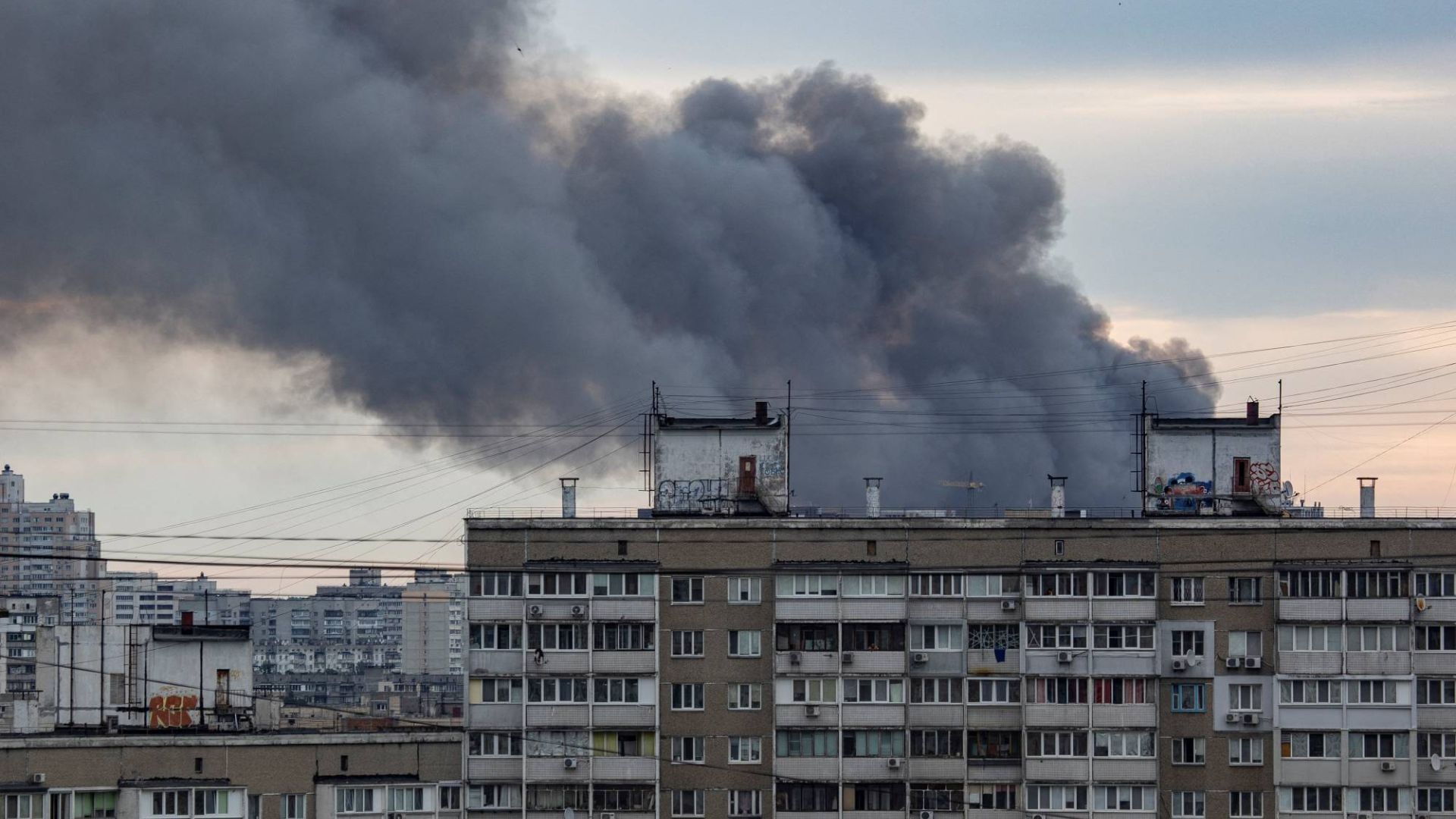 Russian Strikes On Kyiv, Central Ukraine Kill 2 Teenagers, Injure Many