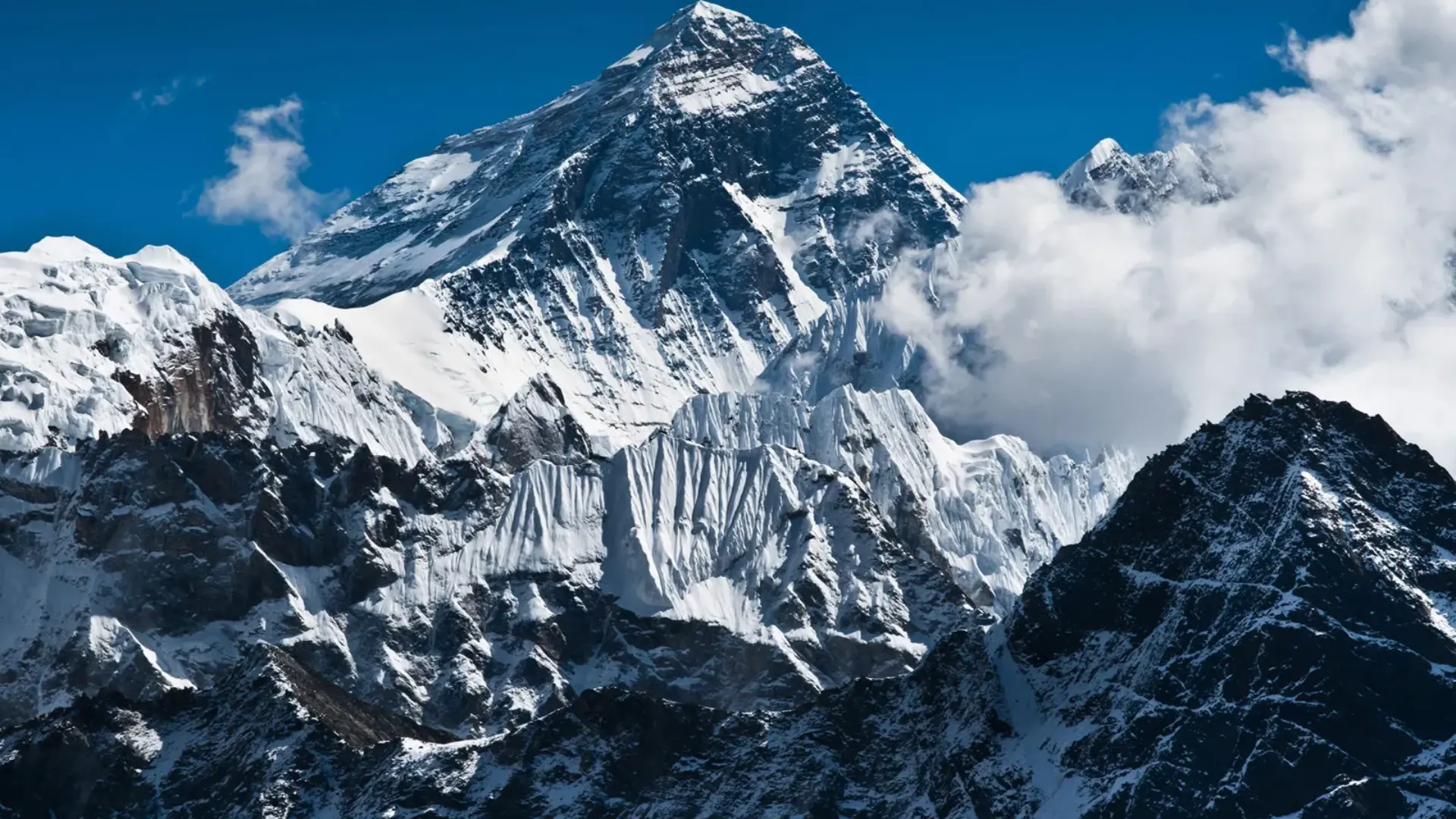 New Study Reveals Mount Everest Still Growing Taller- Here’s Why!