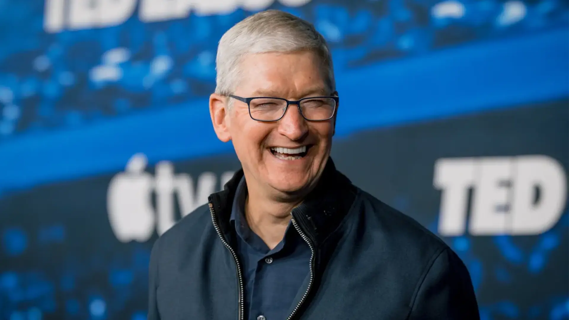 Apple’s Tim Cook Learns A New iMessage Trick, Reveals Group Chat Name With College Friends