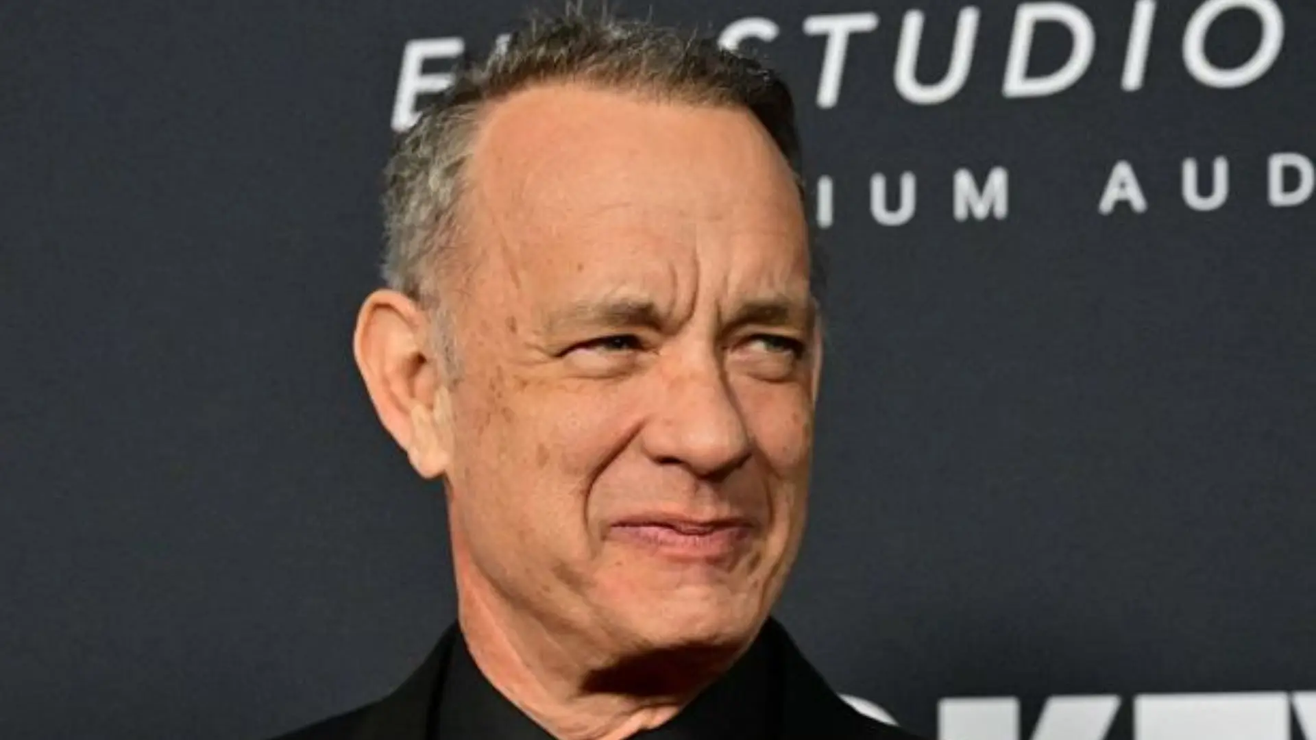 What Did Tom Hanks Say About His Reunion With Robin Wright After 30 Years?