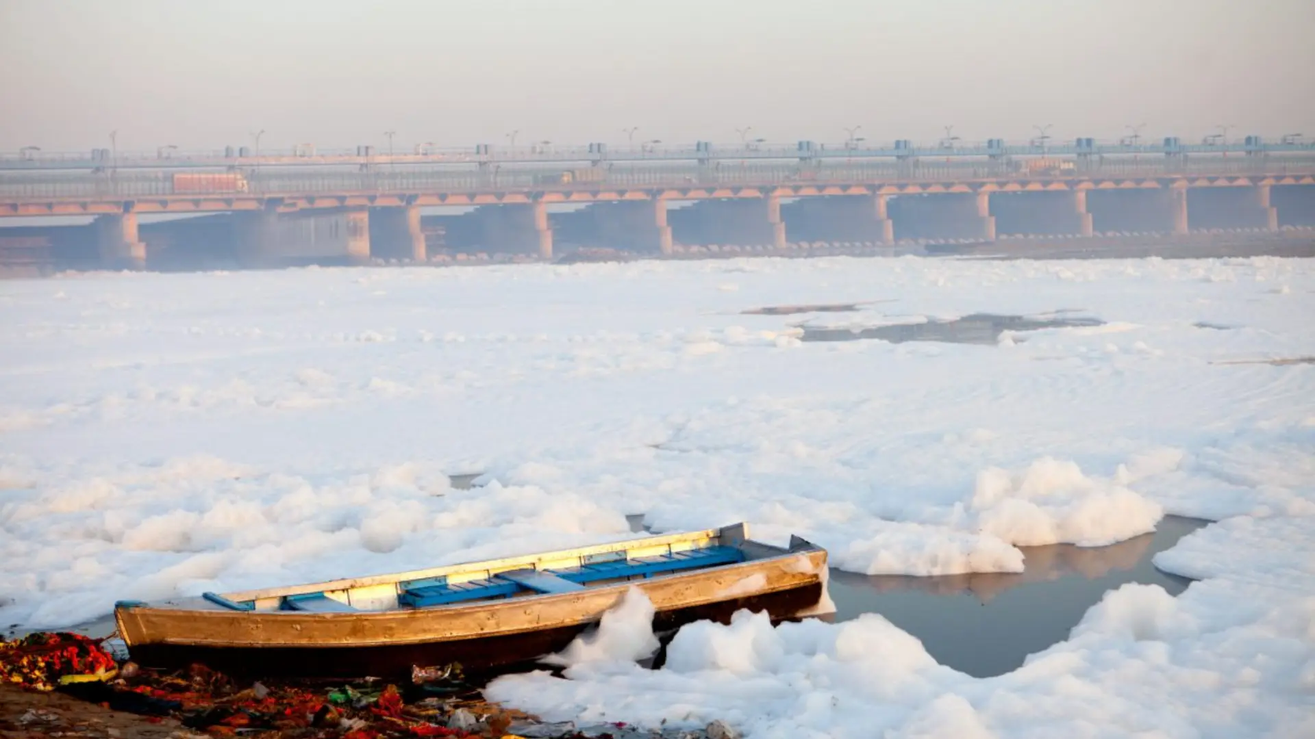 Toxic Foam Covers Yamuna River Again Amidst Delhi’s Smog Crisis