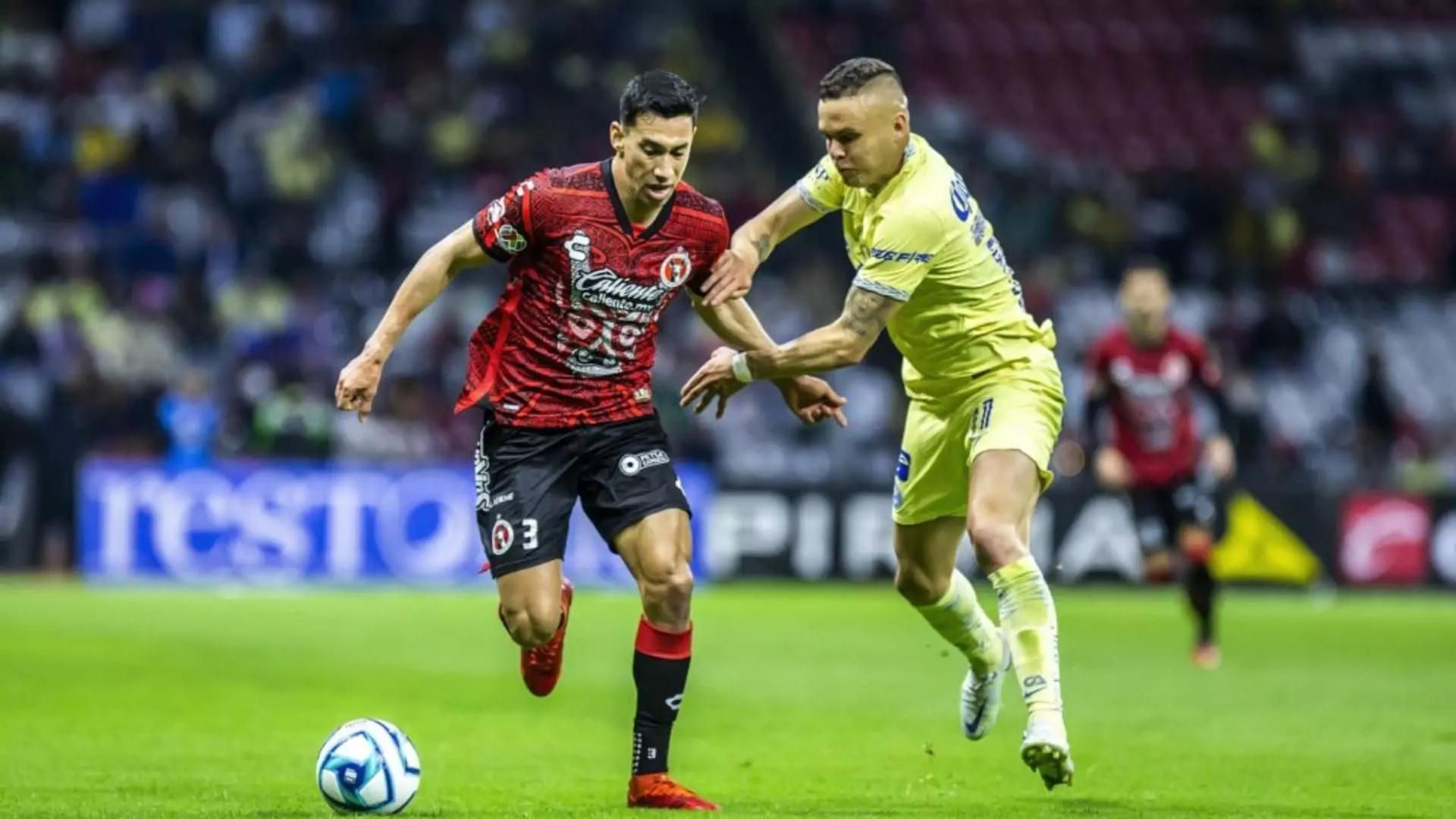 Club América Secures a Dominant 2-0 Victory Over Toluca, Takes a Lead into the Semifinals