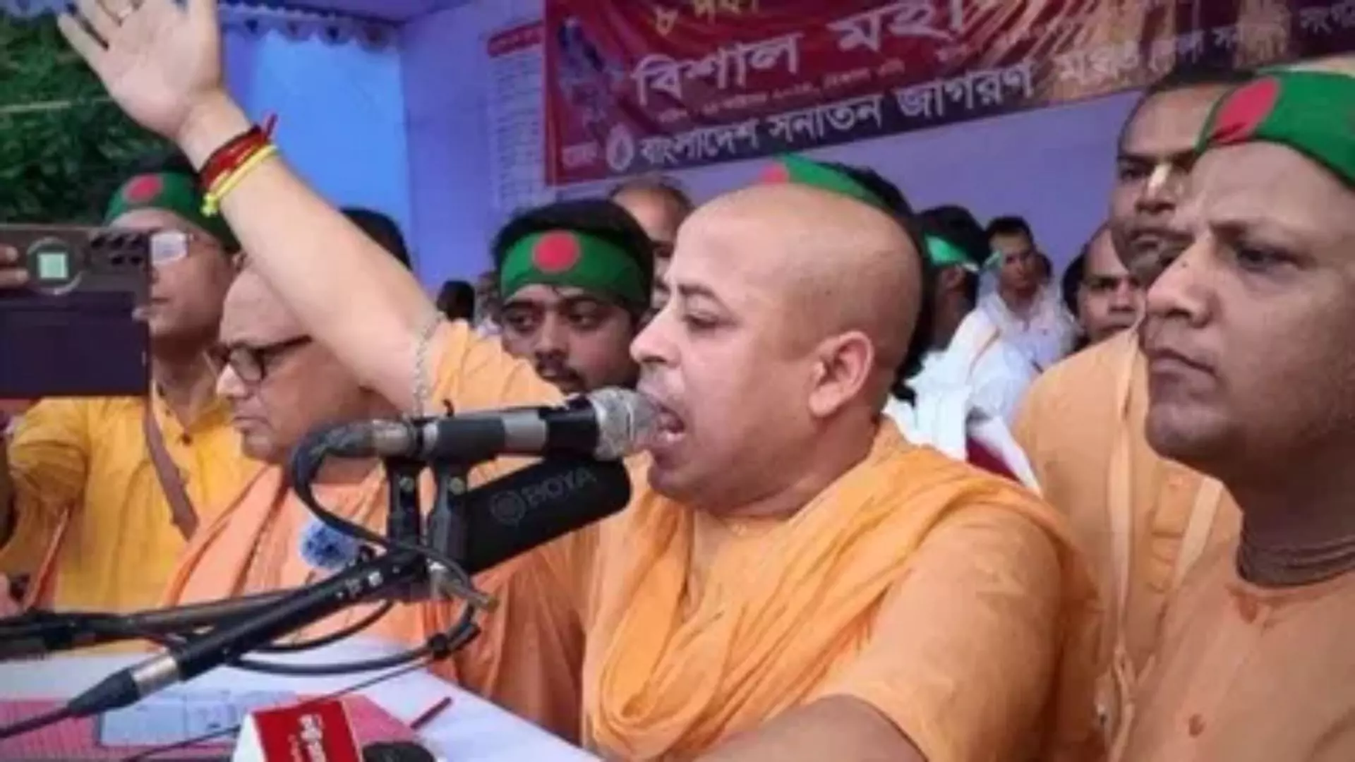 Bangladesh: Hindu Leader Krishna Das Prabhu Detained at Dhaka Airport Amid Controversy