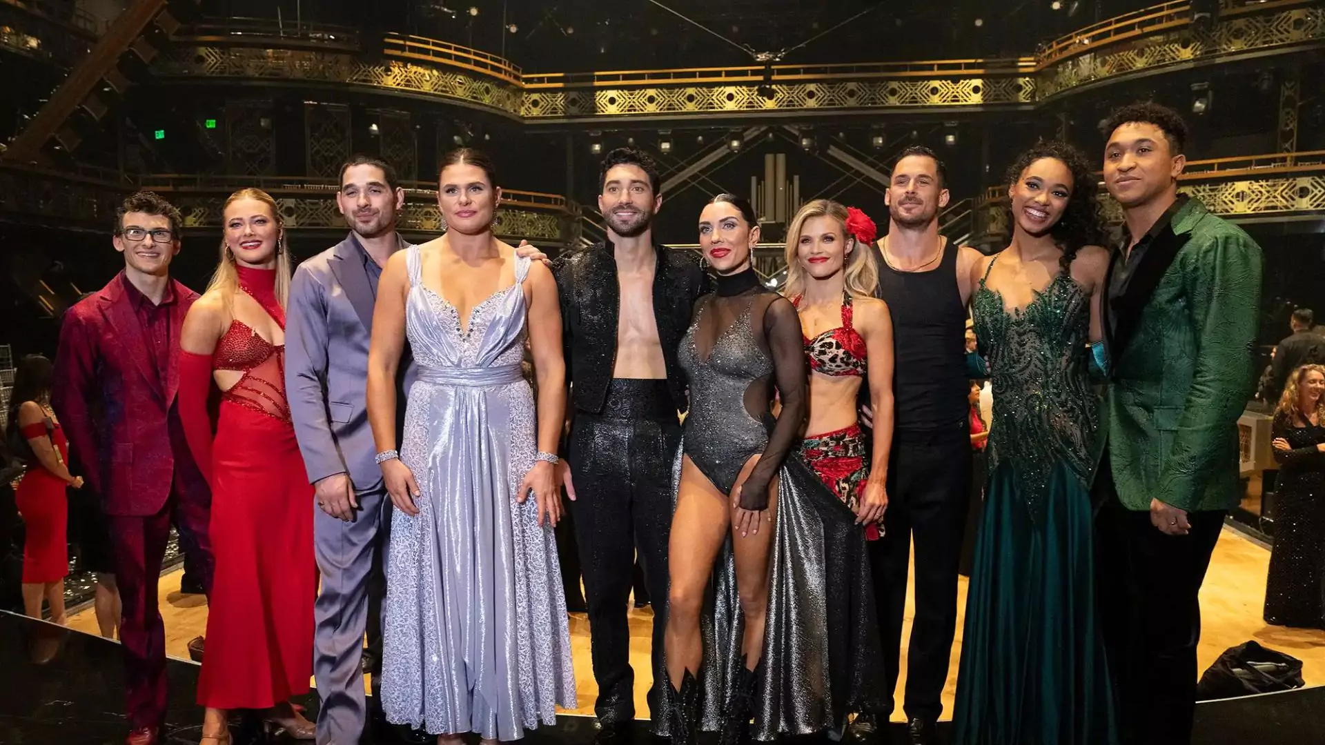 Dancing With the Stars Season 33 Finale: Emotional Performances and a Coveted Trophy