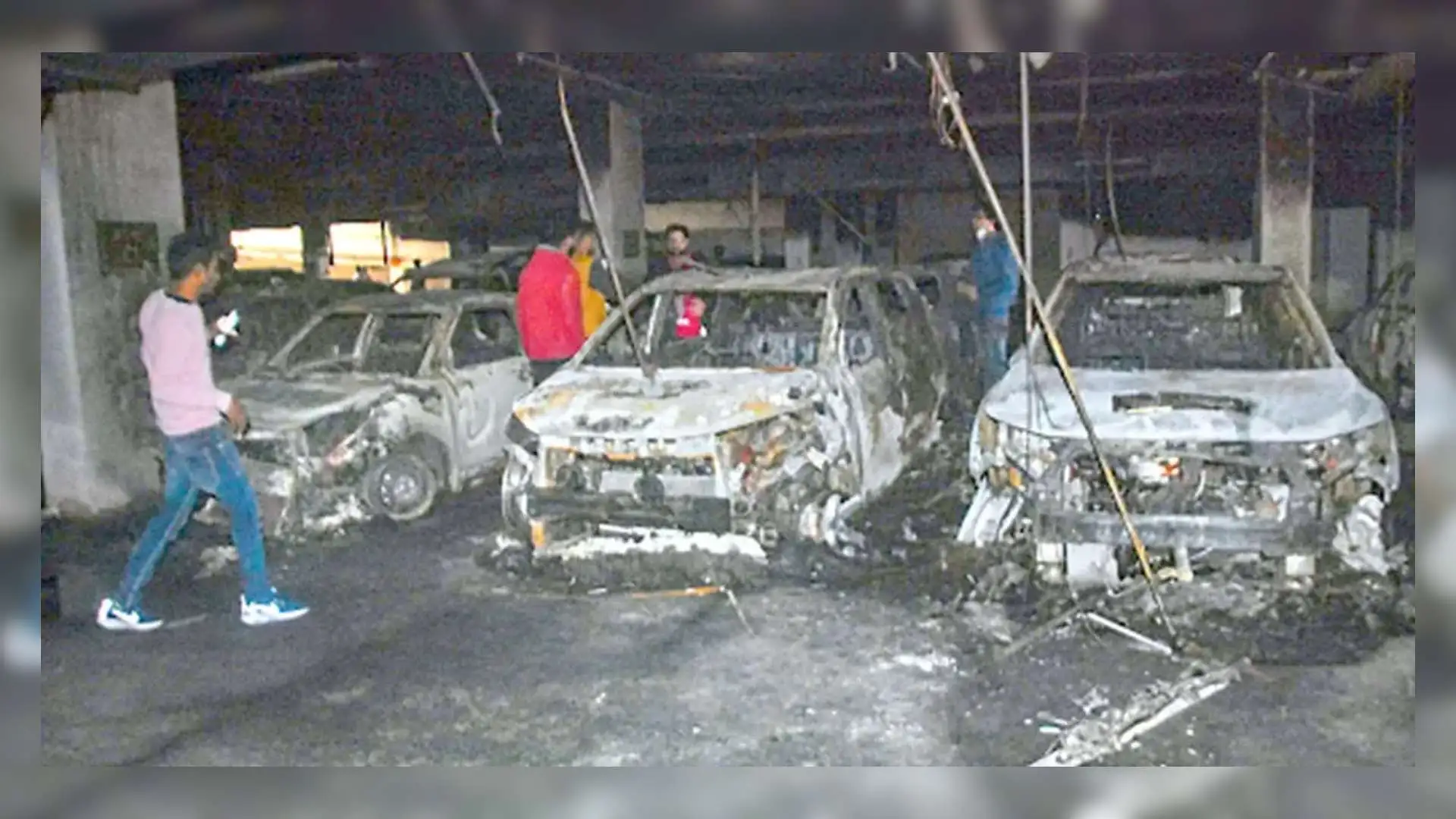 Haryana: Ambala Parking Lot Fire Destroys Four Cars, Autorickshaw; Cause Under Investigation