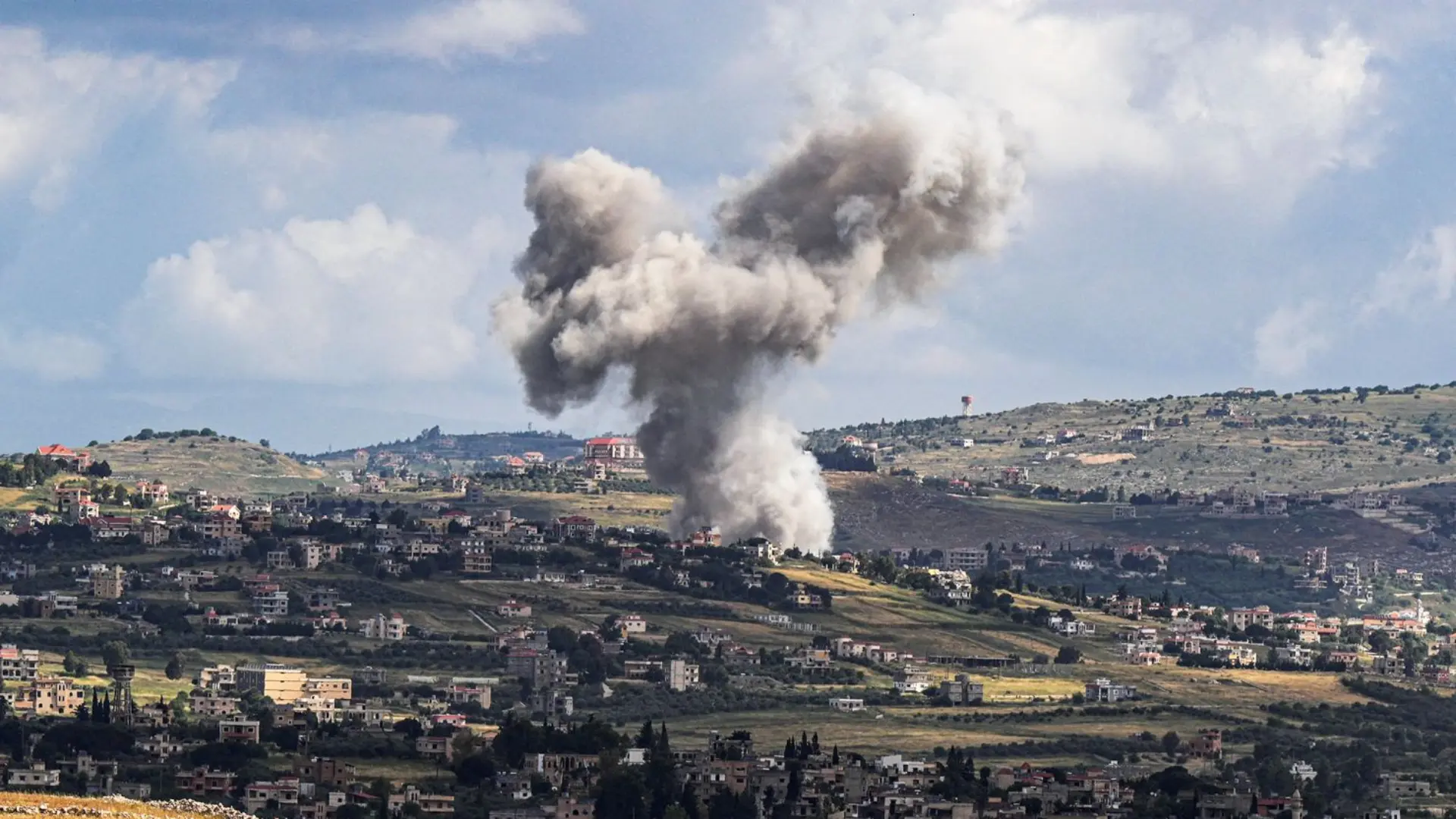 Deadly Escalation Along the Israel-Lebanon Border Claims Lives Amid Rising Tensions