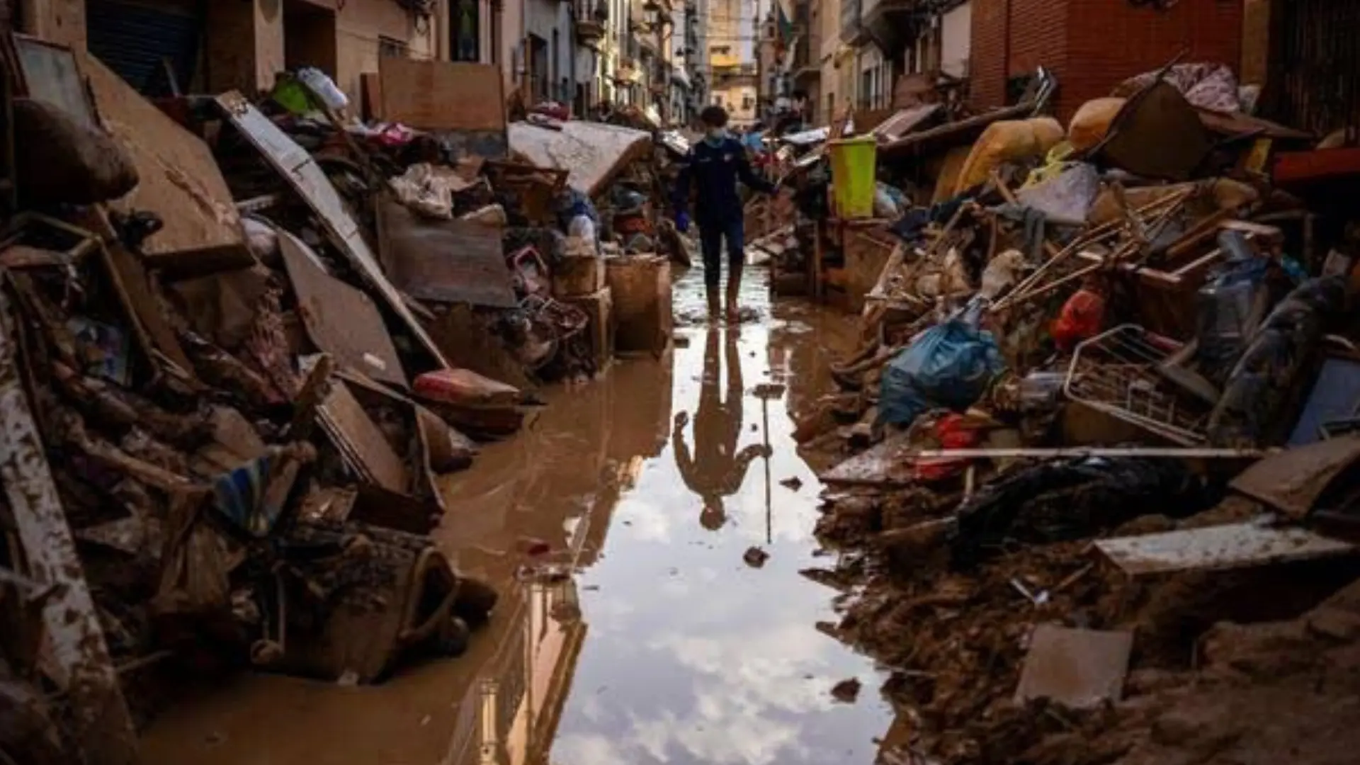 Spain Floods: Thousands Protests In The Streets Of Valencia, Demands Regional Leader’s Resignation