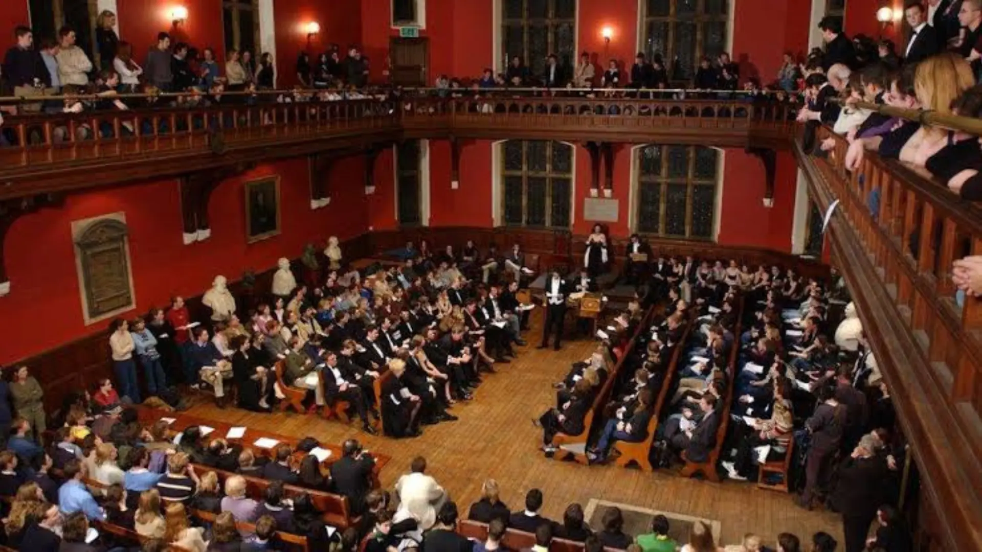 WATCH: Indian Students Protest Against Kashmir ‘Independence’ Debate Outside Oxford Union