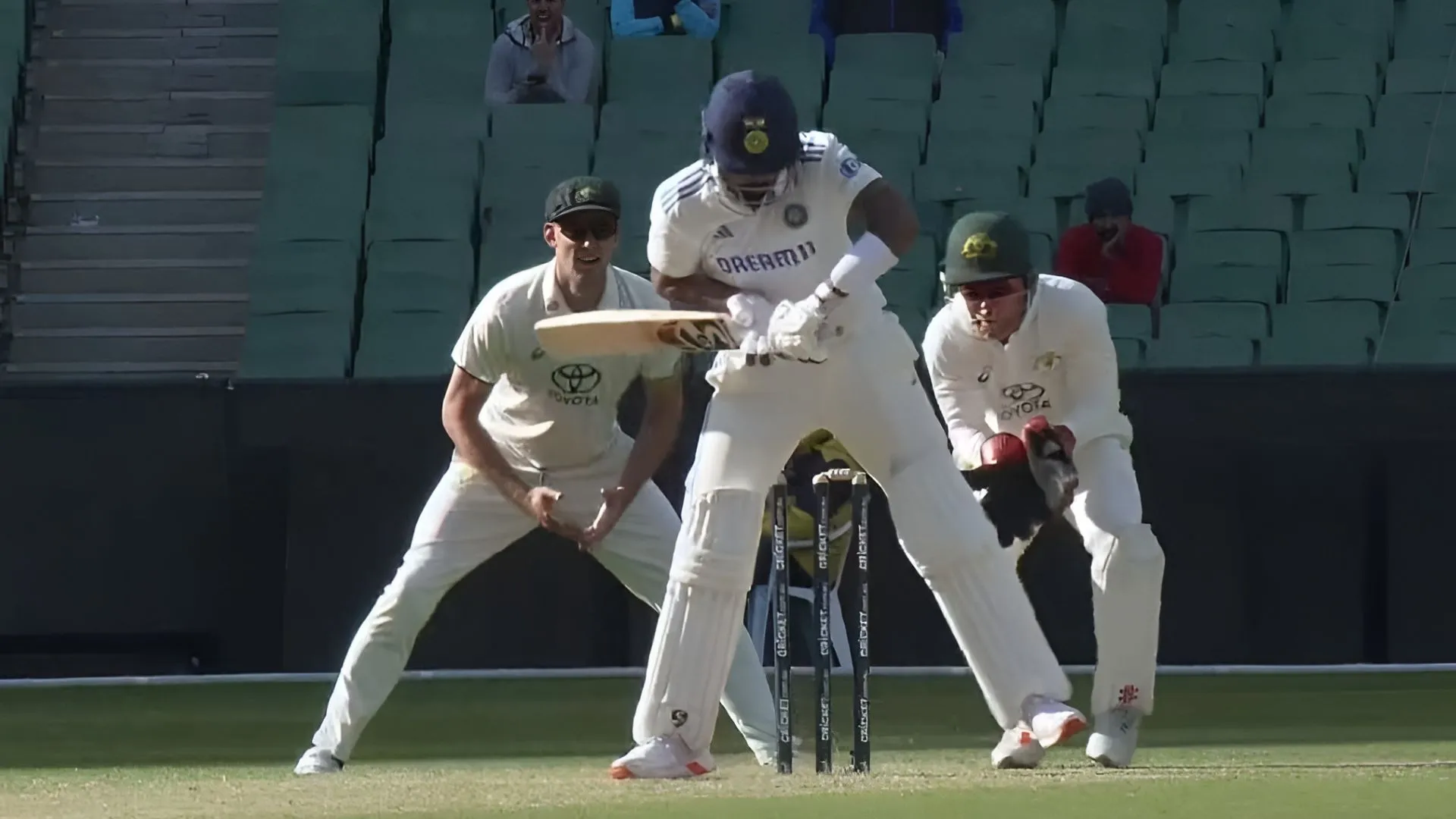 KL Rahul’s Bizarre Dismissal Puts His Place In India’s Test Squad In Jeopardy | WATCH