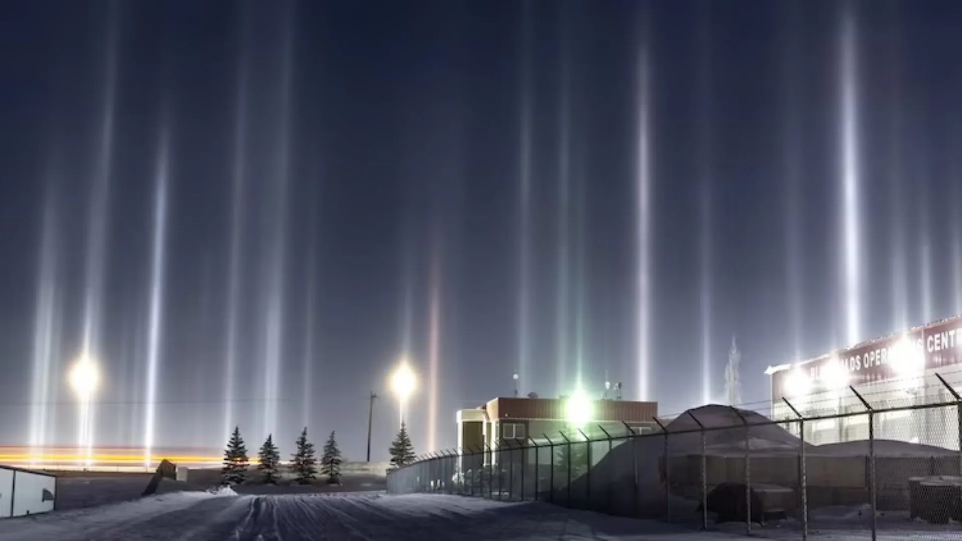 Mysterious Columns Of Light Illuminate Canada’s Night Sky, Create A Breathtaking Display