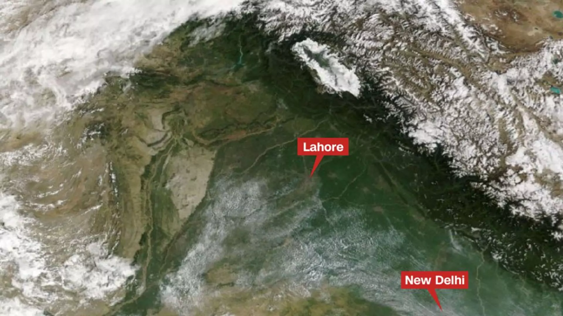 NASA Satellite Images Capture Thick Smog Engulfing Eastern Pakistan and Northern India