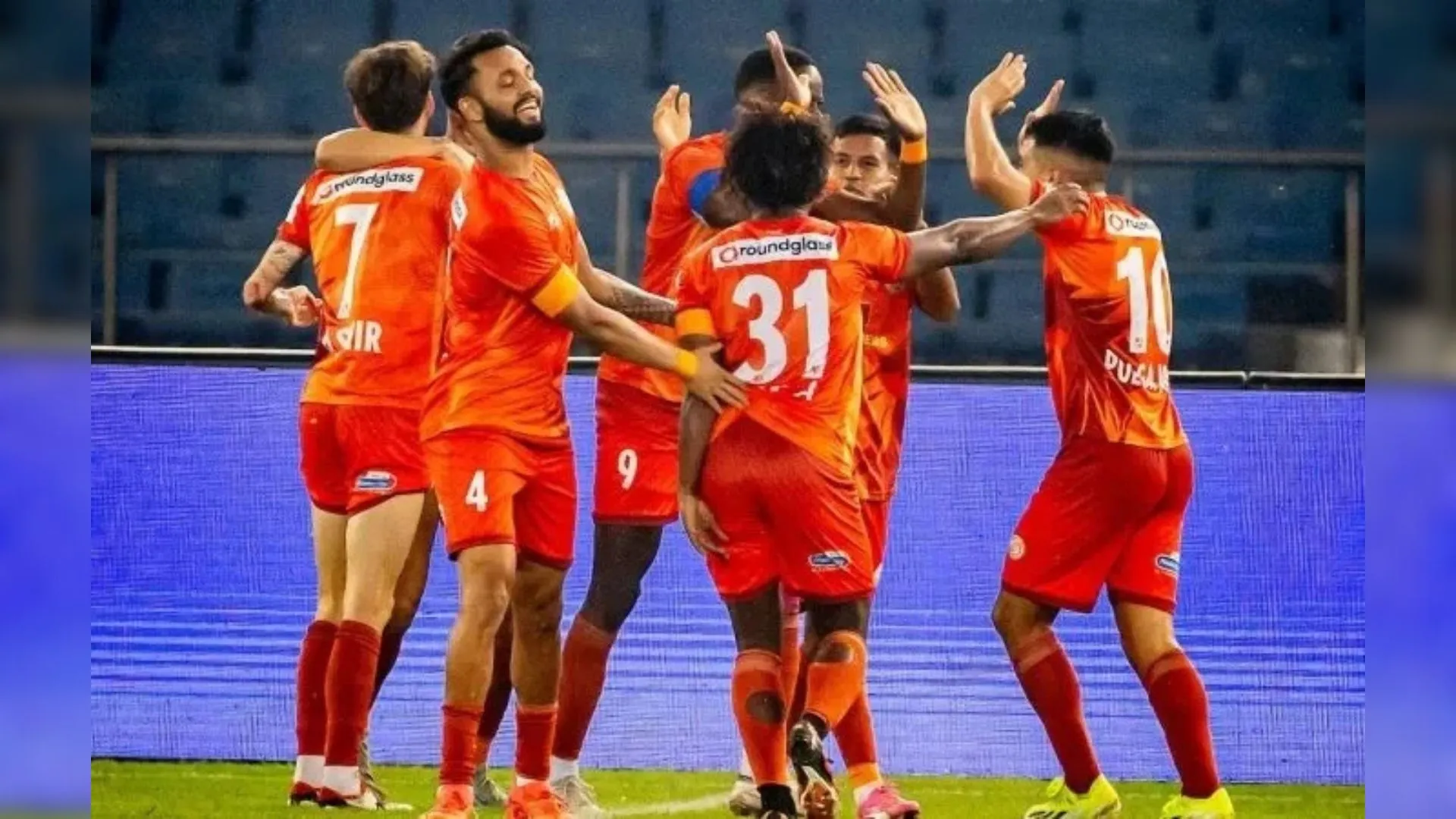 NorthEast United Beats Punjab FC 2-1 In Intense ISL Clash