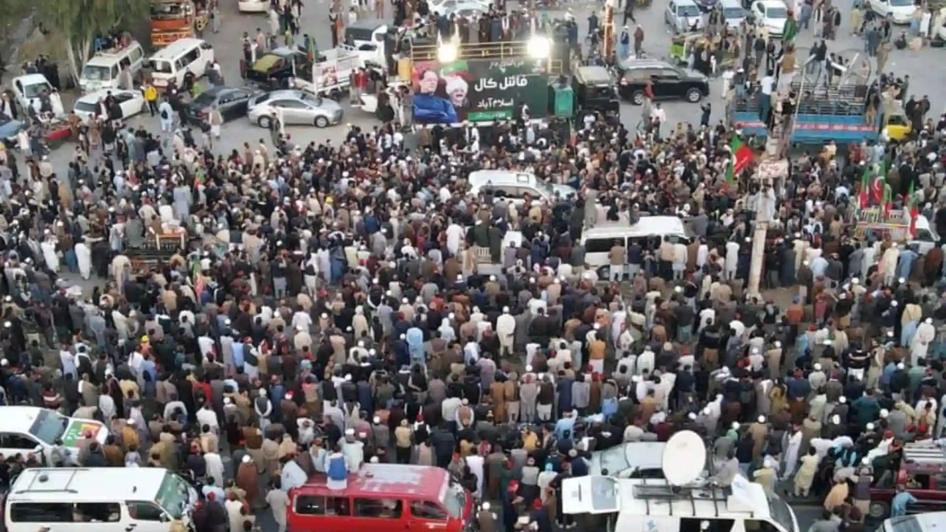 Pakistan: Protesters Take To The Streets Demanding Release Of Former PM Imran Khan