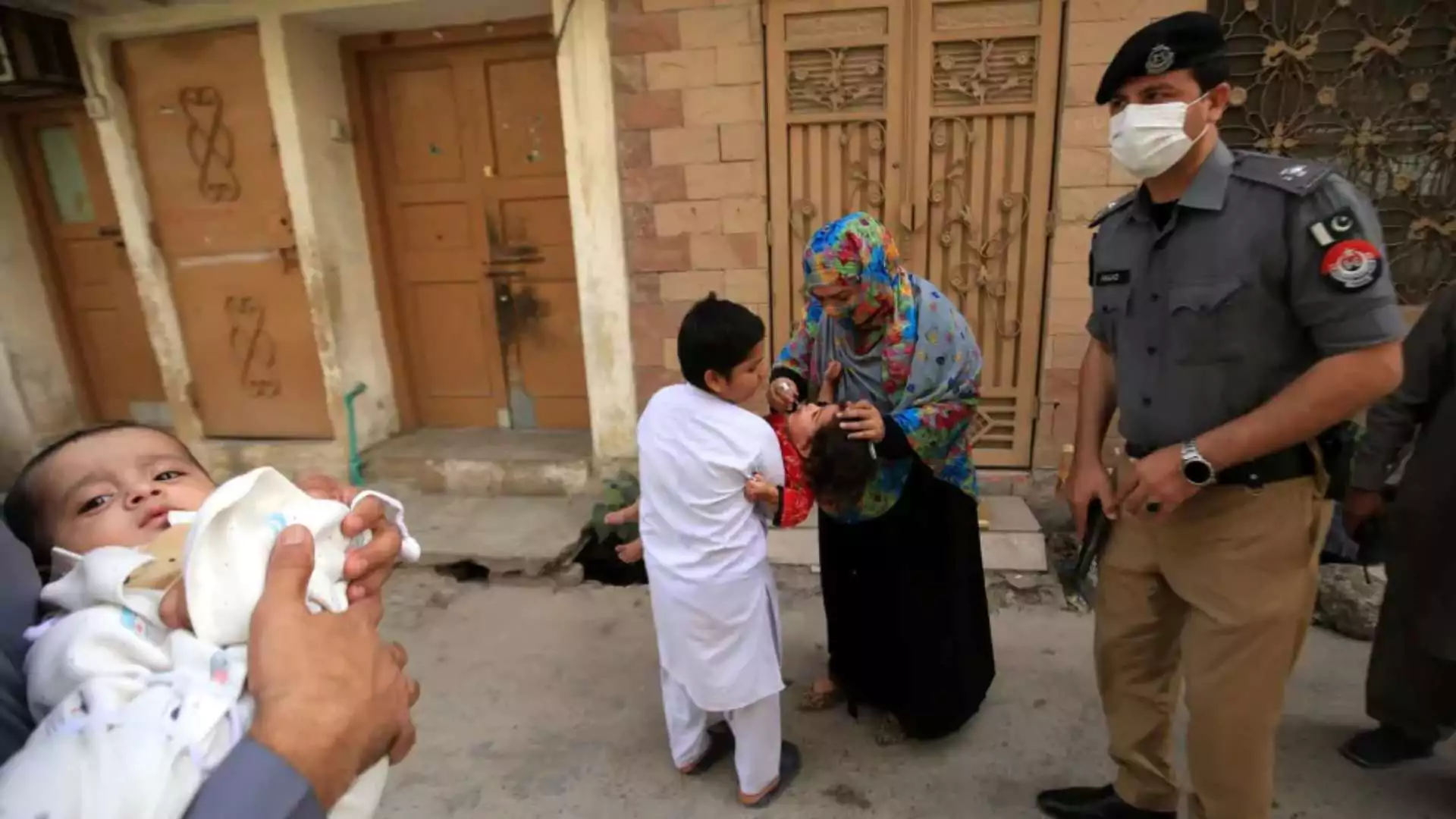 Deadly Attack on Polio Vaccination Team in Western Pakistan Kills 7