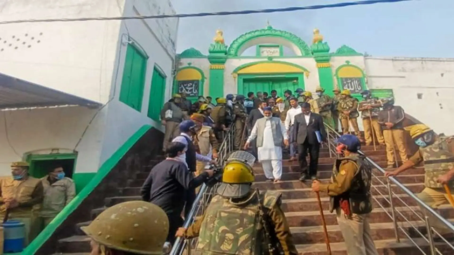 3 Dead, 20 Cops Injured In Violent Clashes Over Mosque Survey in UP’s Sambhal