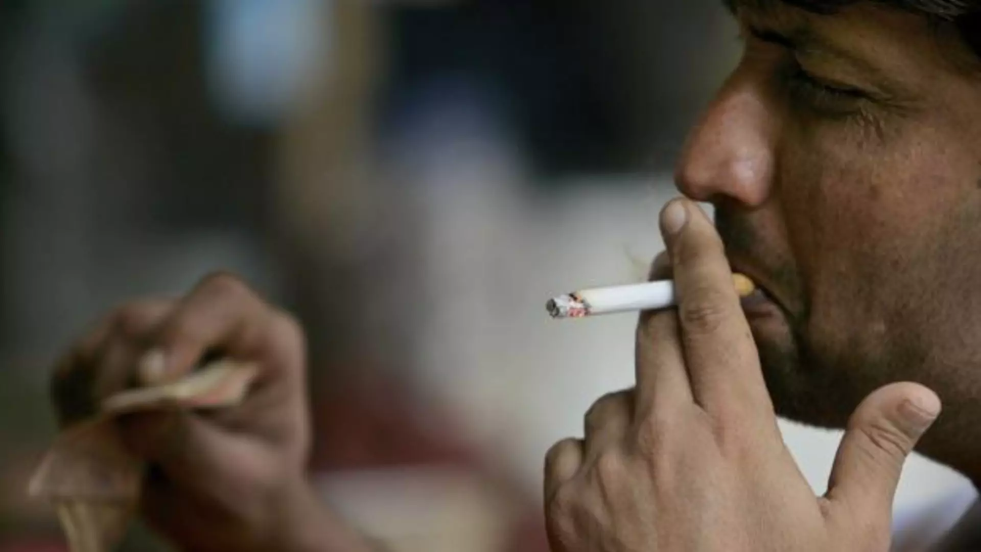 Around Half Million Die Each Year From Smoking, THESE Groups Face Higher Risk