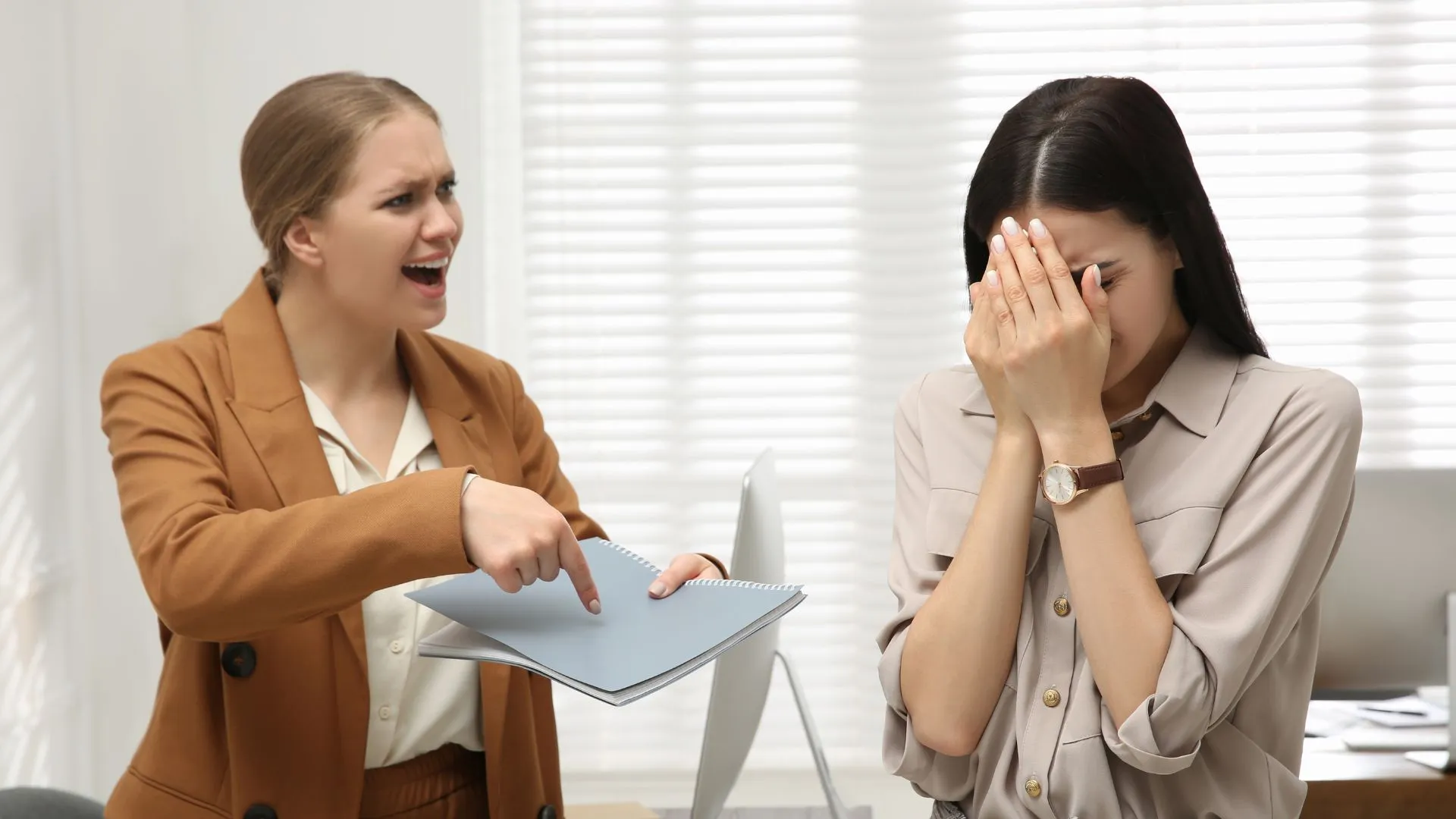 Signs Of A Toxic Work Culture You Need To Watch Out For