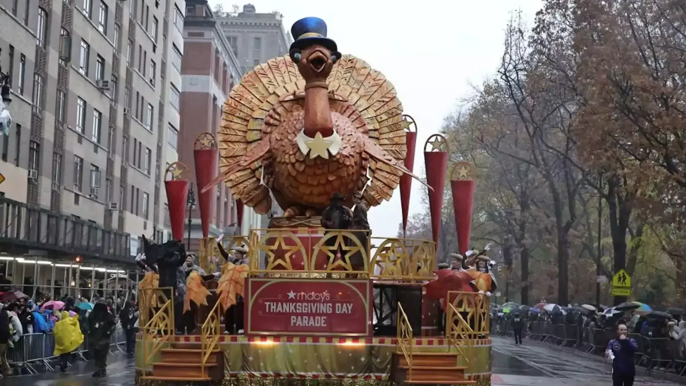 ‘Free Palestine’: Anti-Israeli Protesters Block Macy’s Thanksgiving Day Parade, 20 Arrested