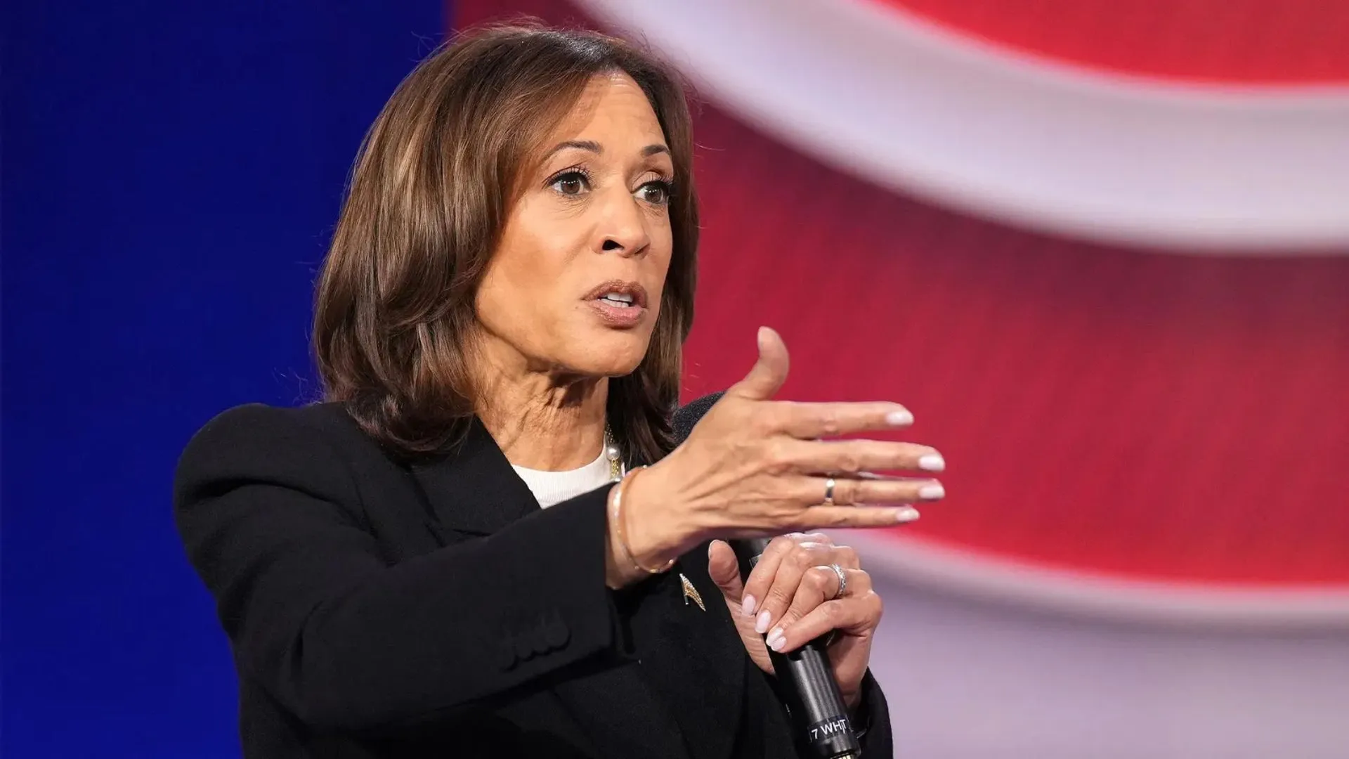 Harris Makes Final Appeal To Voters At Star-Studded Philadelphia Rally