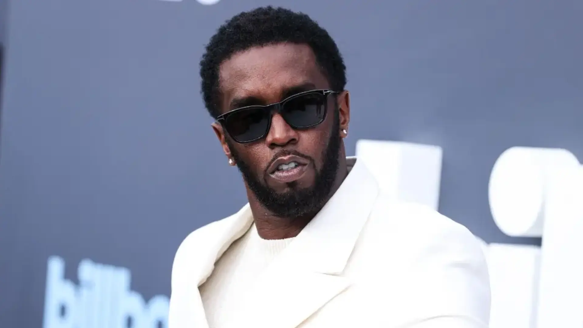 Sean “Diddy” Combs, Who Is Worth More Than $500M, Will Be Served Biscuits And Hot Oatmeal In Prison On His 55th Birthday