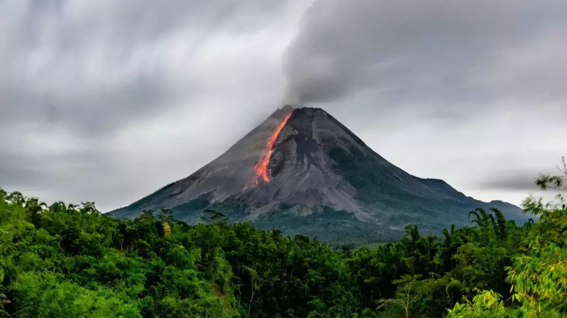 Nine Killed In Indonesia After Mount Lewotobi Laki-laki Volcano Errupts