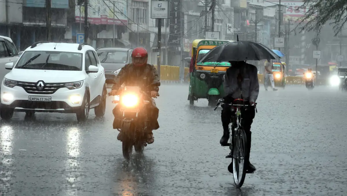 Bengaluru Weather Alert: What’s Behind Bengaluru’s Rainy Weather? Full Forecast and Updates!