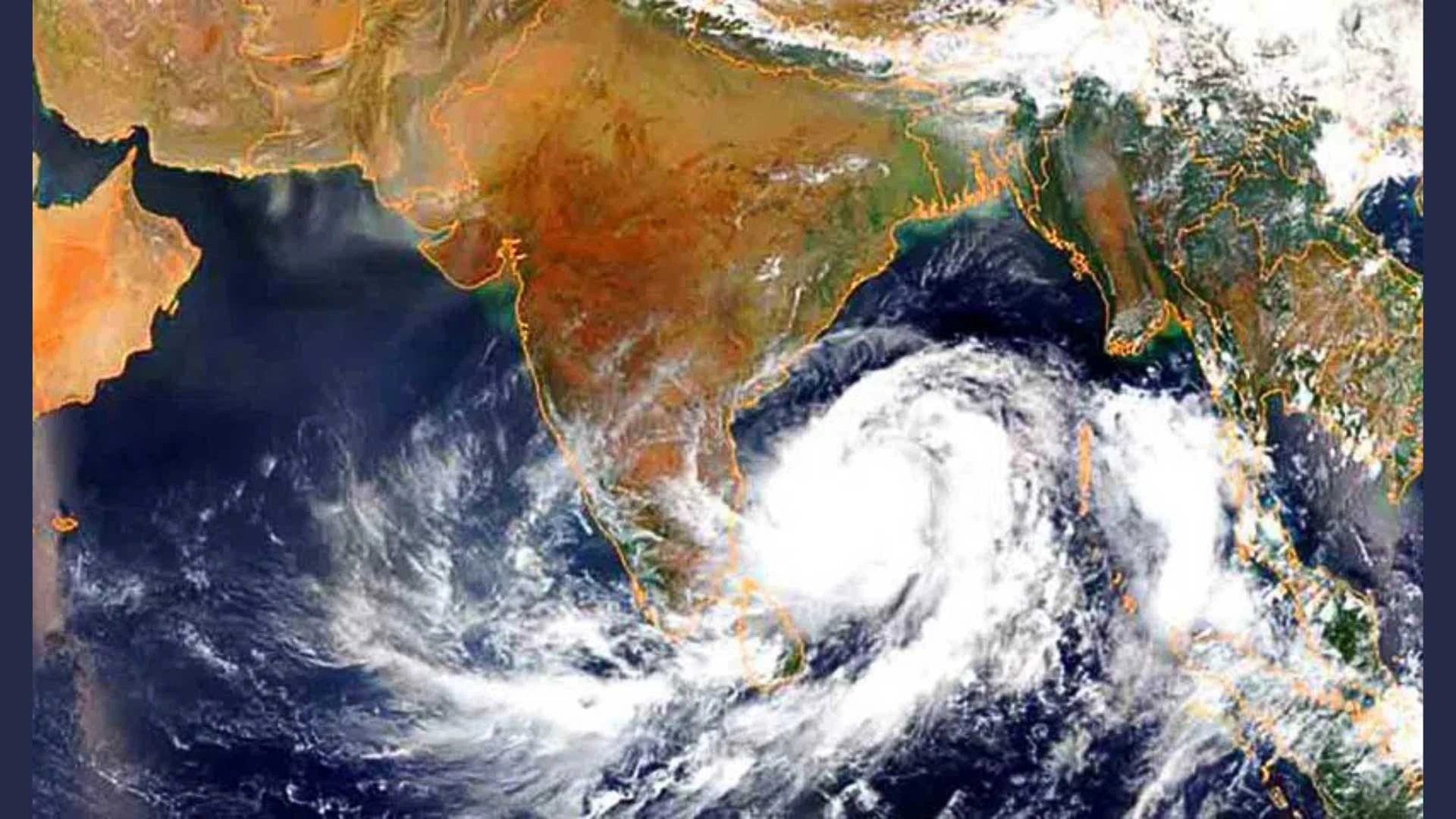 New Cyclone ALERT? IMD Issues Heavy Rainfall Alert For Chennai And Surrounding Districts Amid Low-Pressure Formation