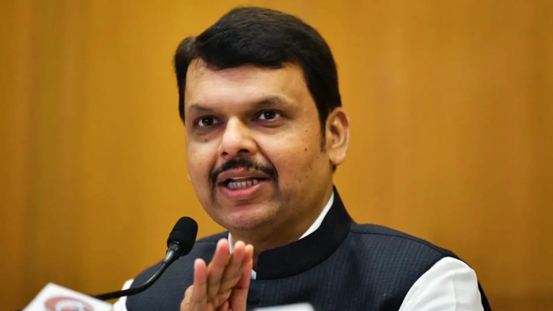 How Tall Is Devendra Fadnavis And From Which Cast Does He Belong? Top Google Searches On The New Maharashtra CM