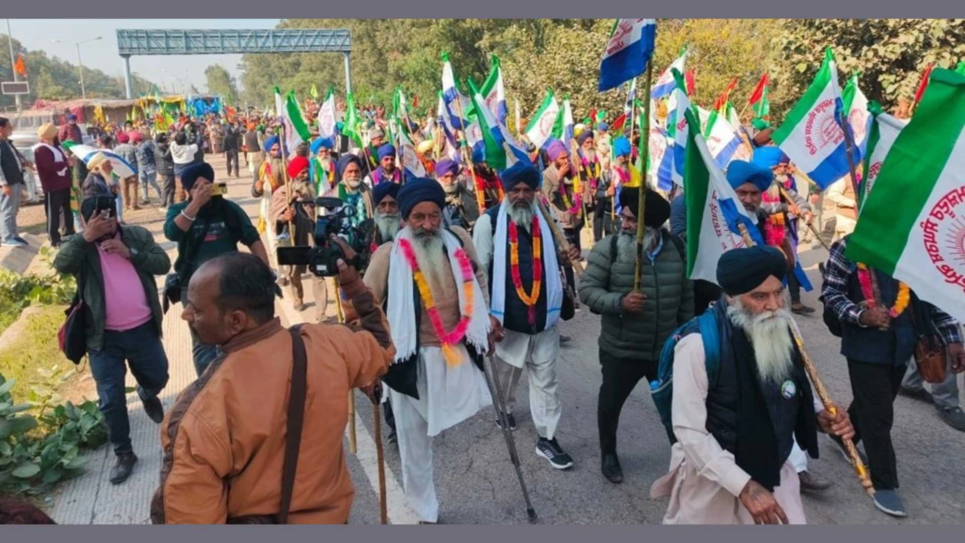 Farmers Pause ‘Dilli Chalo’ After Tear Gas Attack: 10 Injured Amid Growing Protest Demands