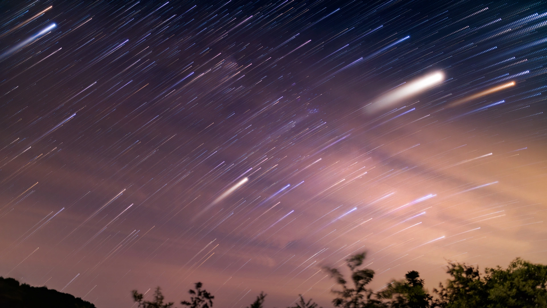 2025 Welcomes The New Year With An Epic Meteor Shower: Here Is When And How To Watch In India