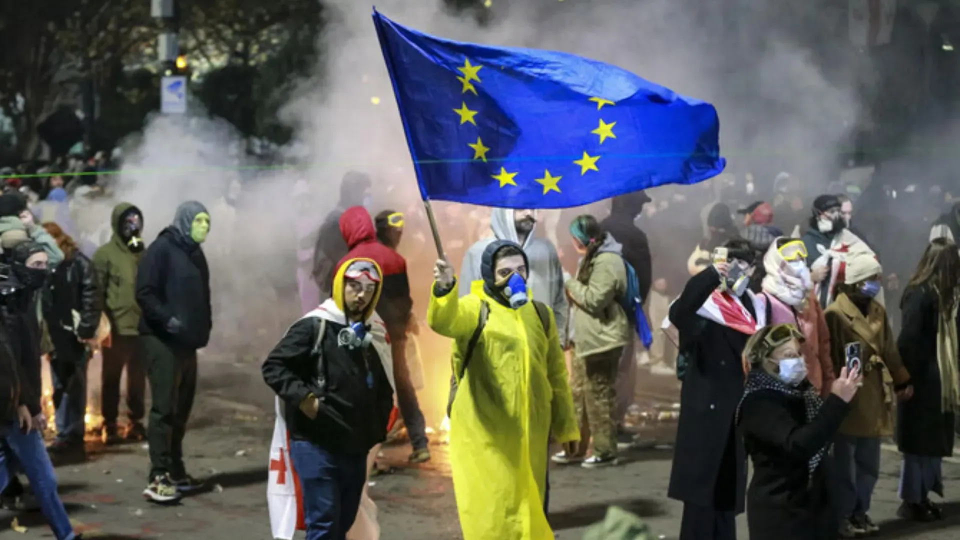 Georgian Police Arrest Opposition Leader Amid Ongoing Pro-EU Protests