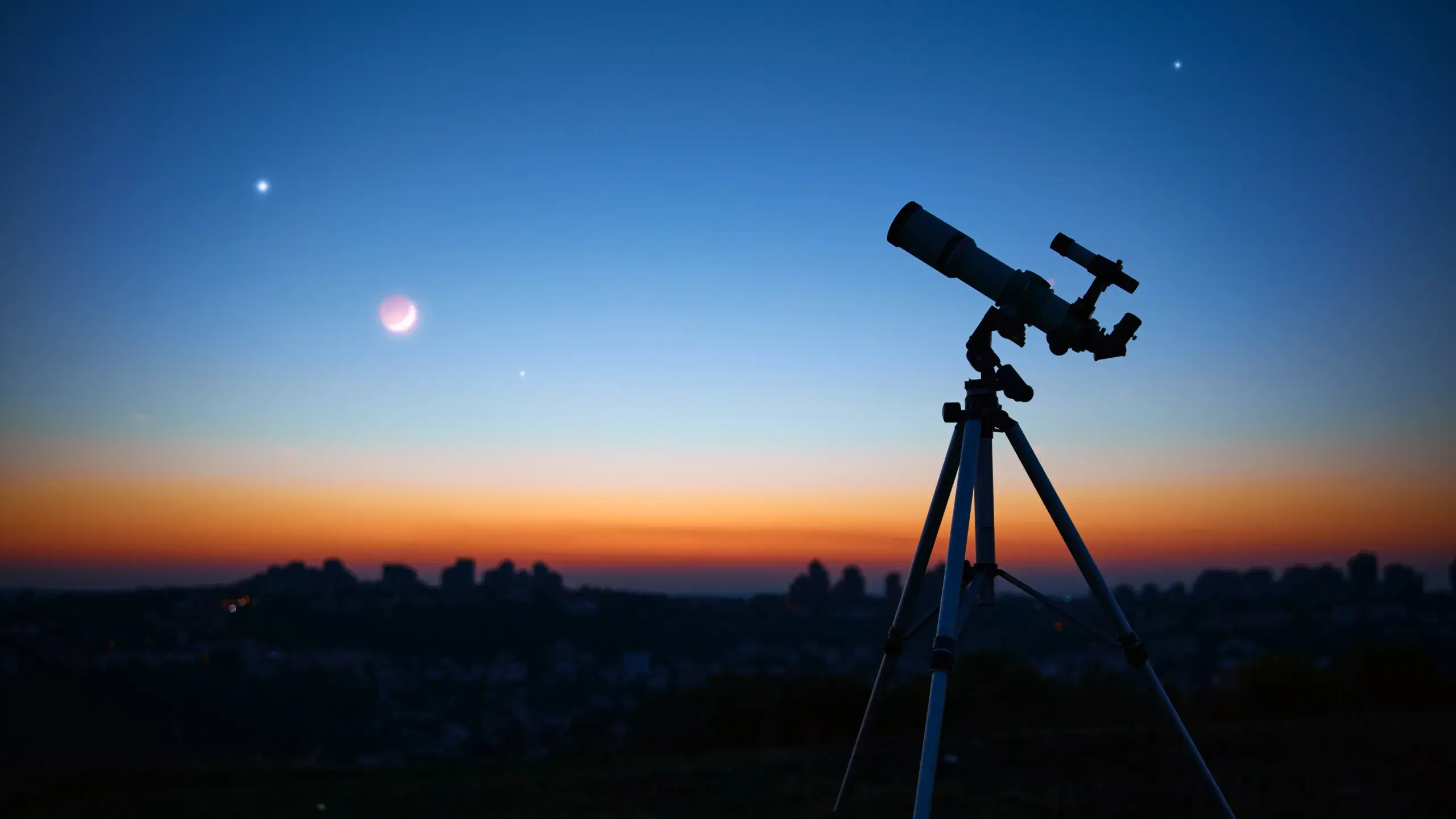 Don’t Miss Jupiter At Its Closest To Earth – Watch Tonight’s Celestial Spectacle!