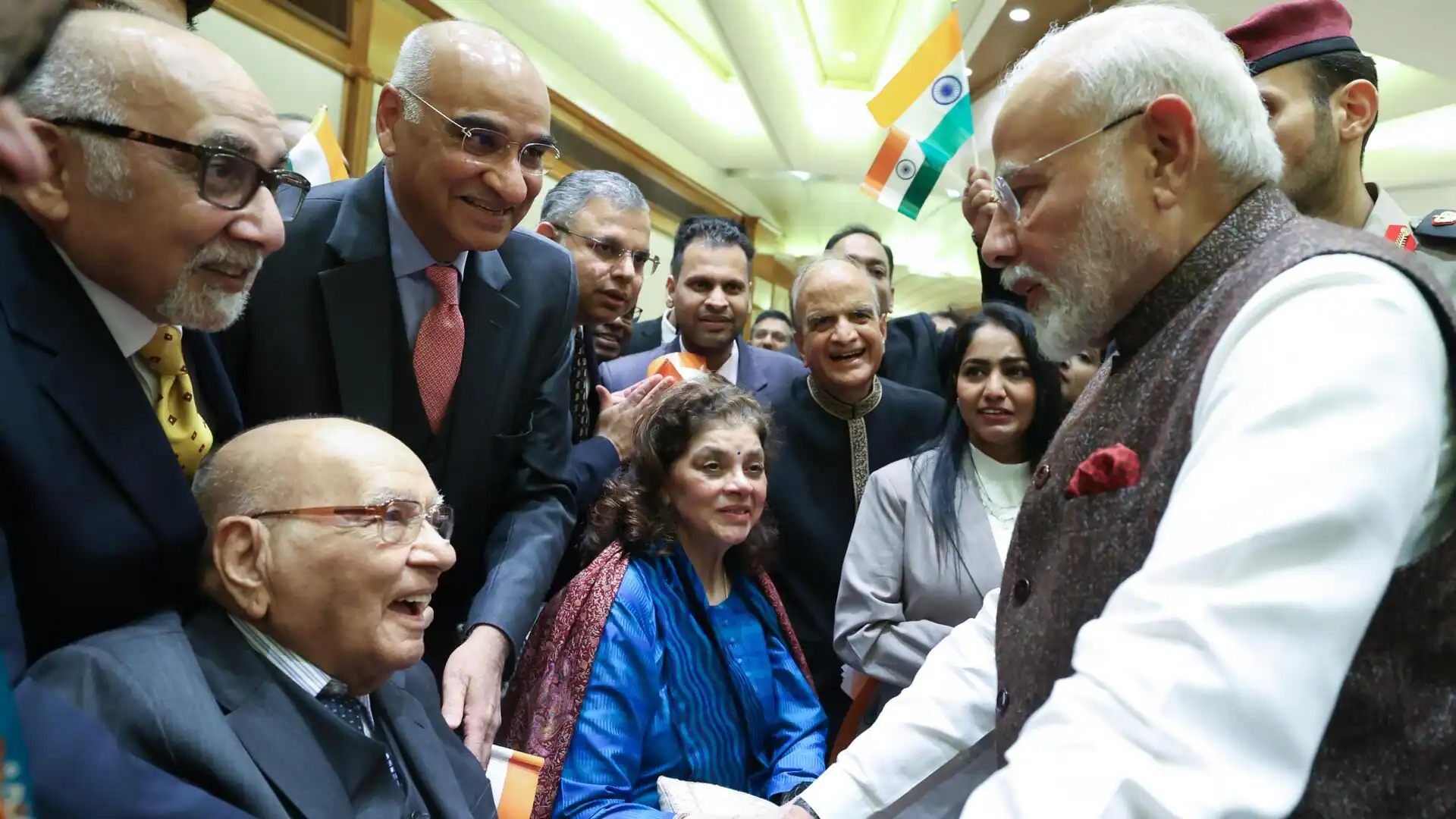 PM Modi Meets 101-Year-Old Former IFS Officer During Historic Visit to Kuwait