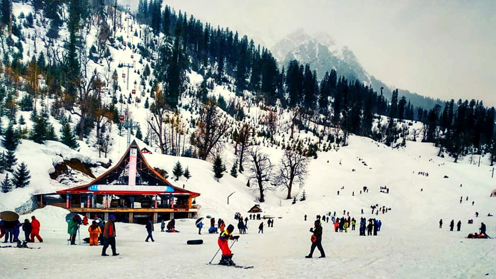 Rohtang Pass Closed Due To Black Ice; Safety Advisory Issued For Tourists