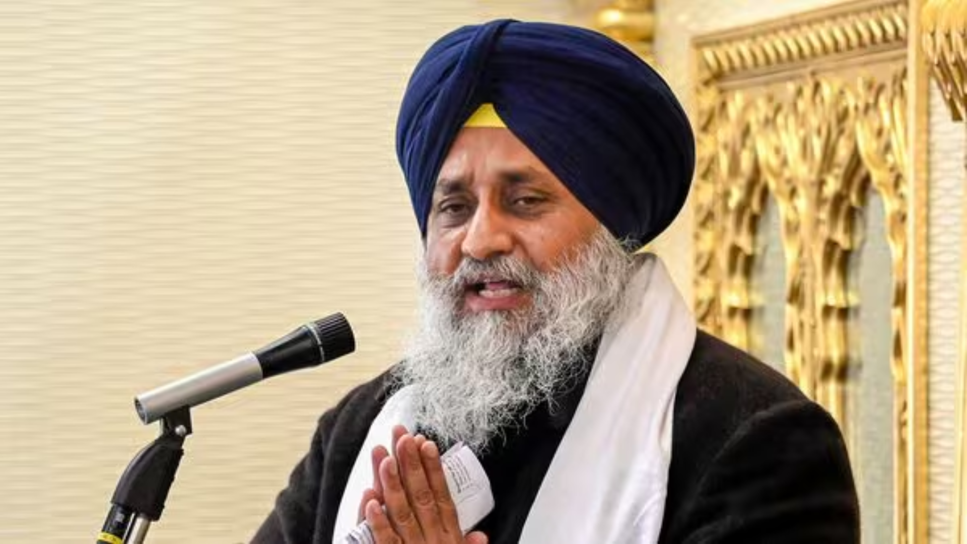 Sukhbir Singh Badal Escapes Gunfire Attack At Golden Temple Entrance