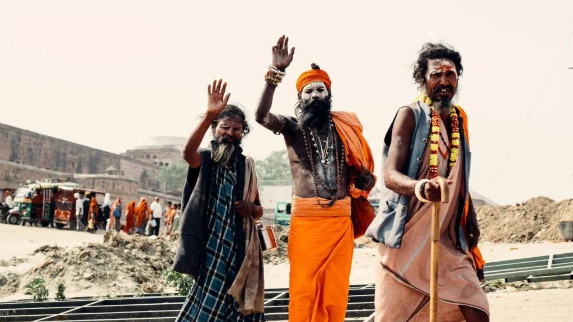 What To Wear For Maha Kumbh Mela 2025: A Guide To Comfort And Tradition